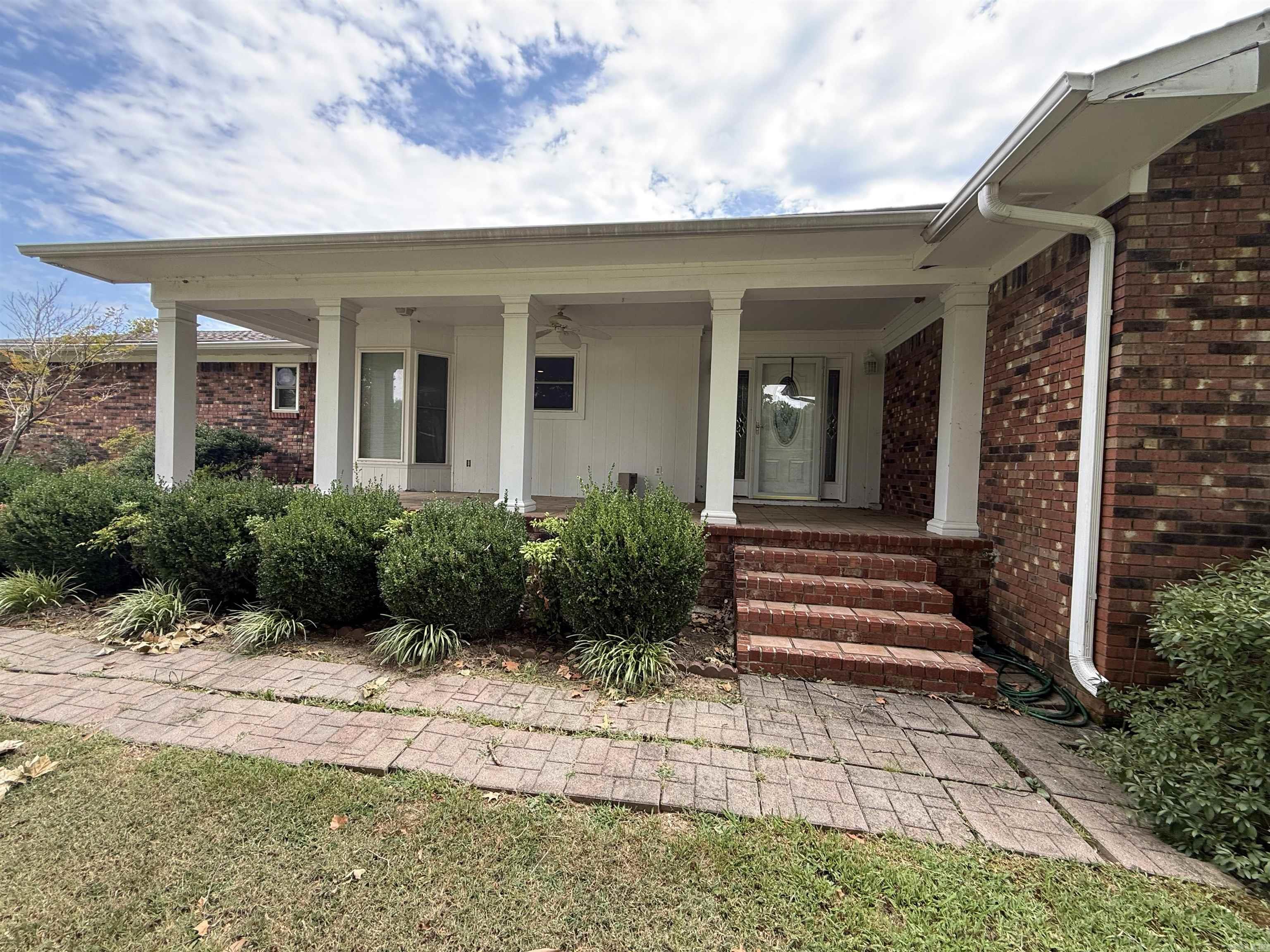 6620 N HWY 1  Caldwell, AR
