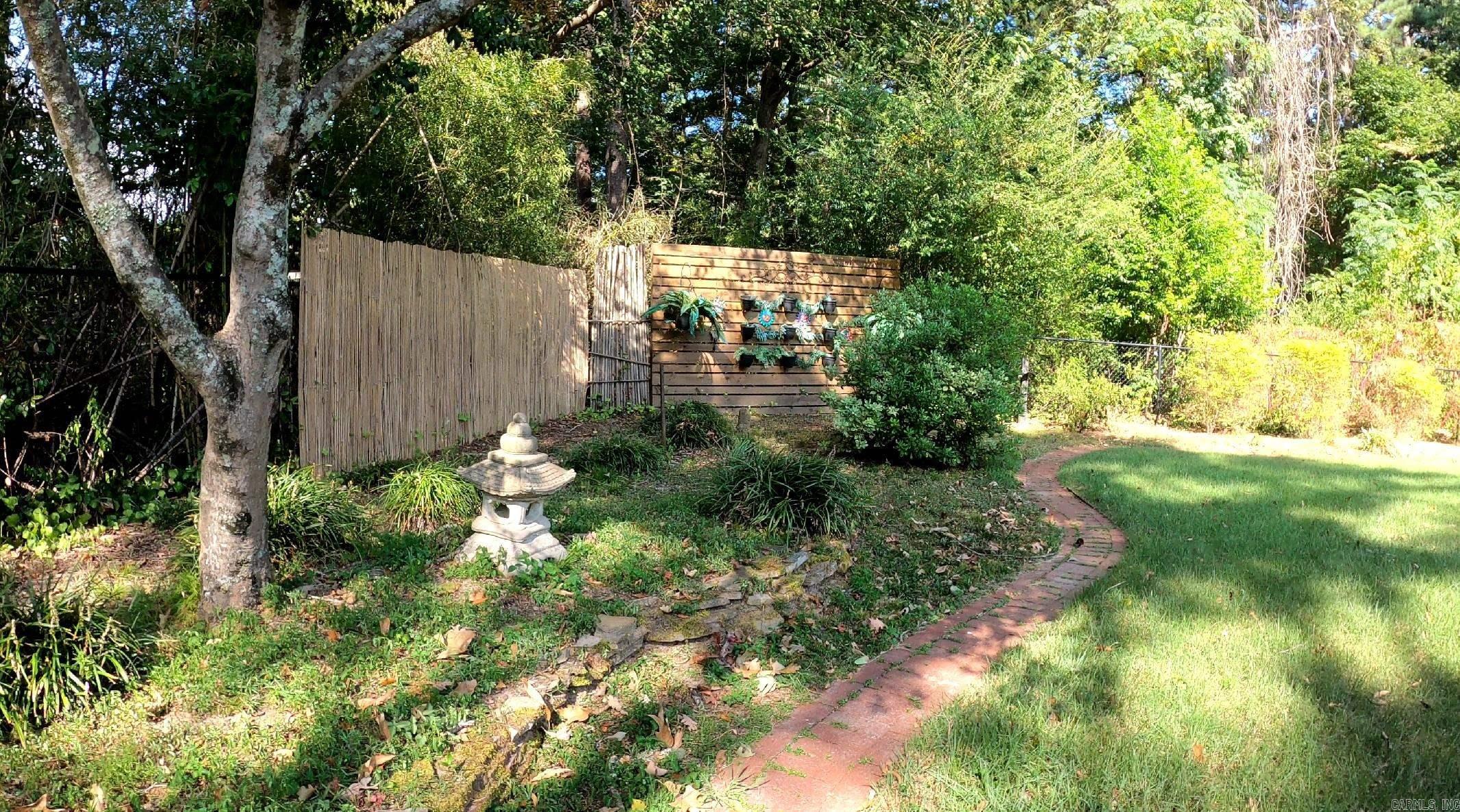 2812 CHAFFIN LN Magnolia, AR 71753