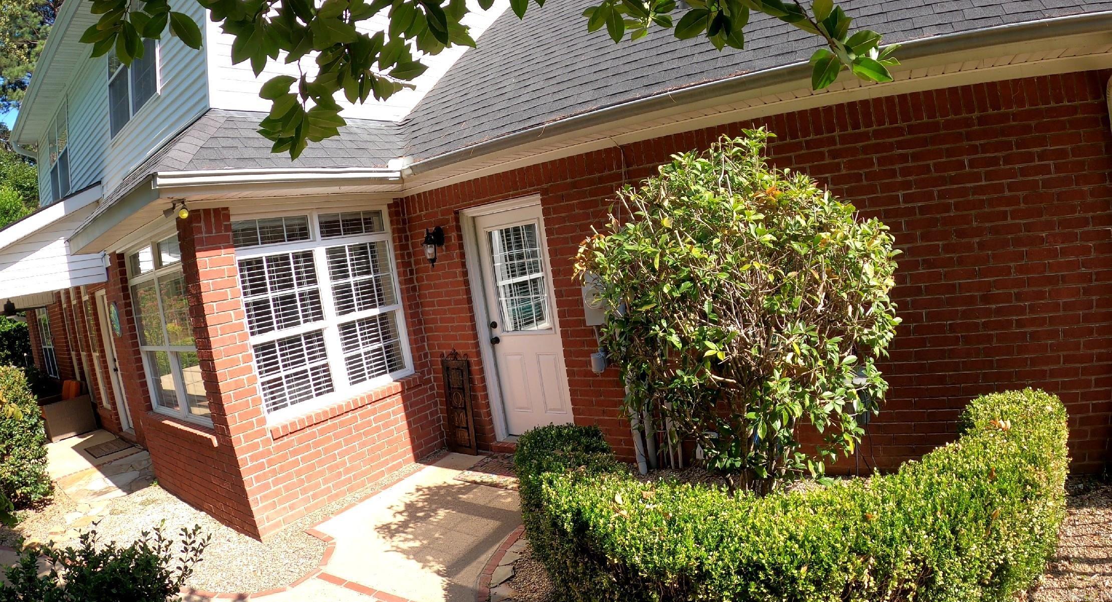 2812 CHAFFIN LN Magnolia, AR 71753