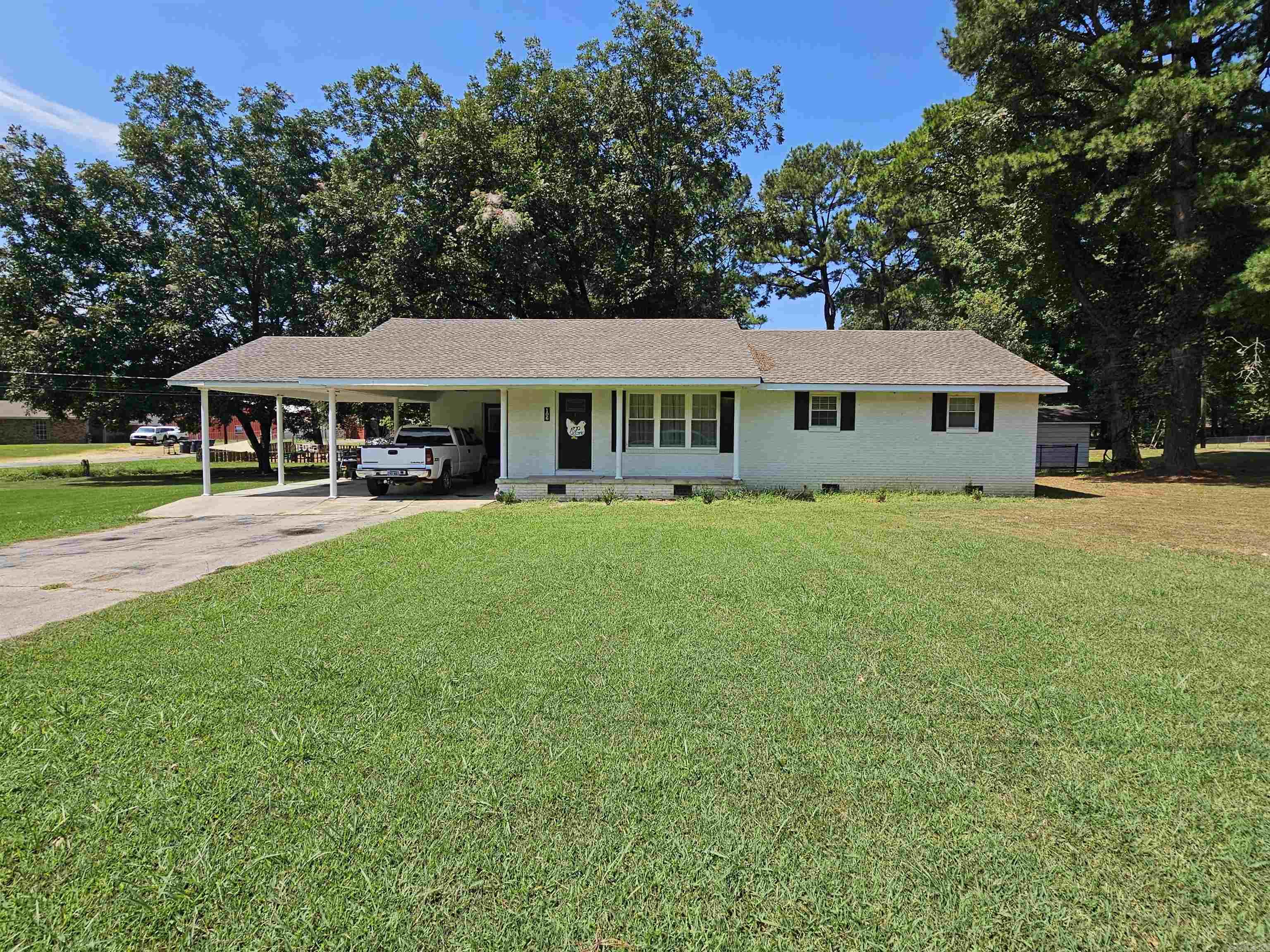 106 N 15th  Piggott, AR
