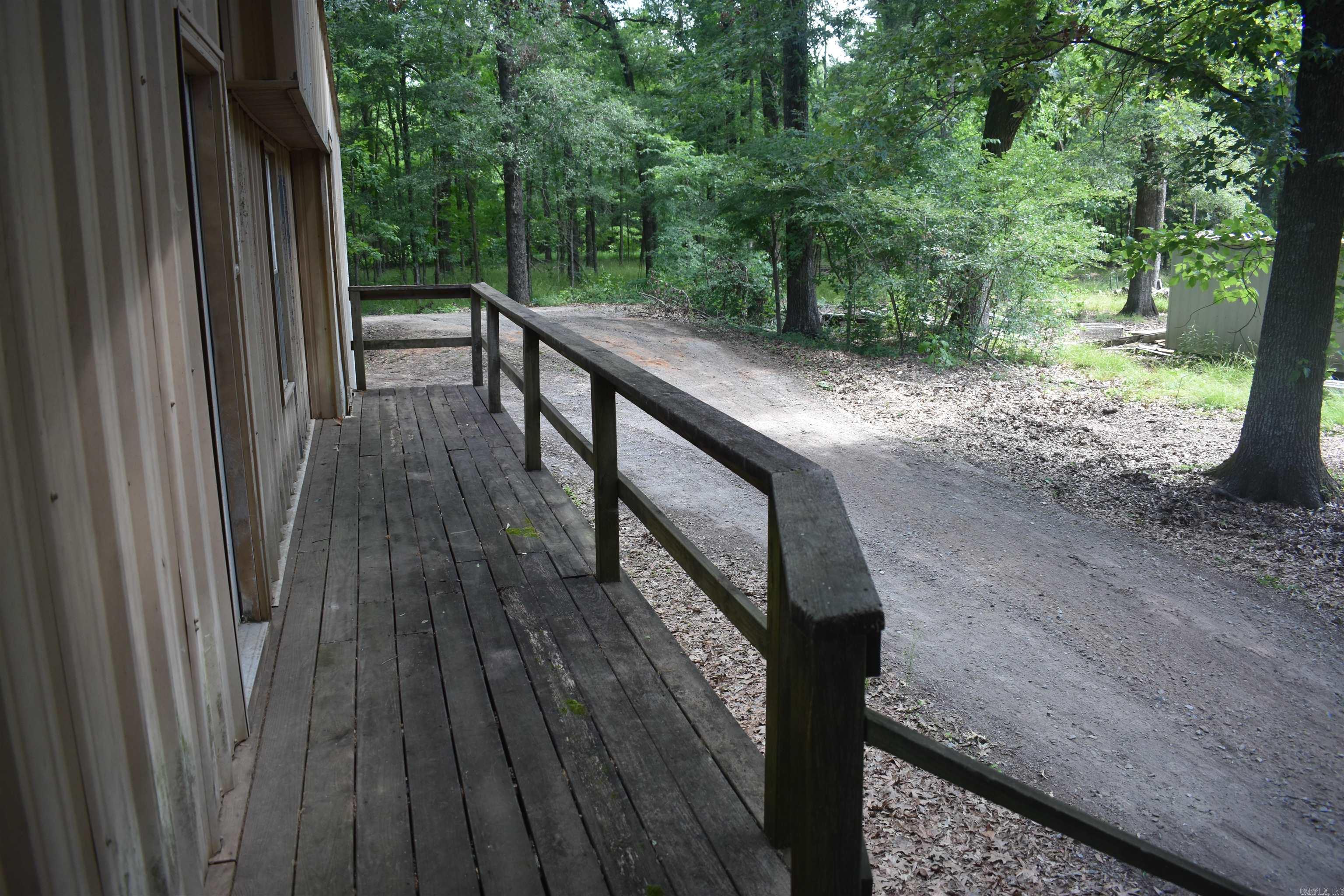 70 Greenhead Ln.  Altheimer, AR