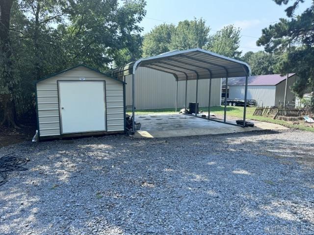 290 Lakeshore  Greers Ferry, AR