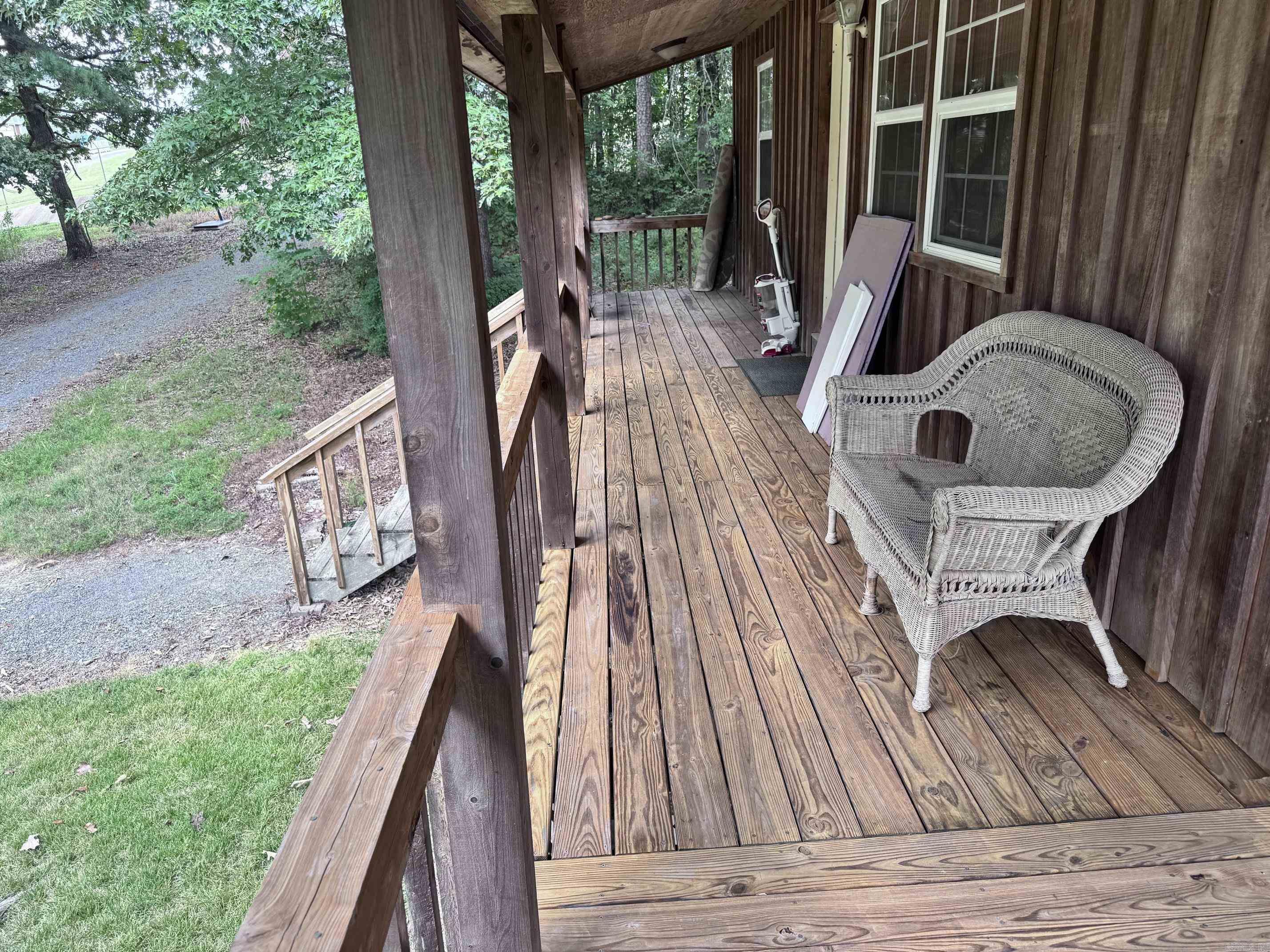 290 Lakeshore  Greers Ferry, AR