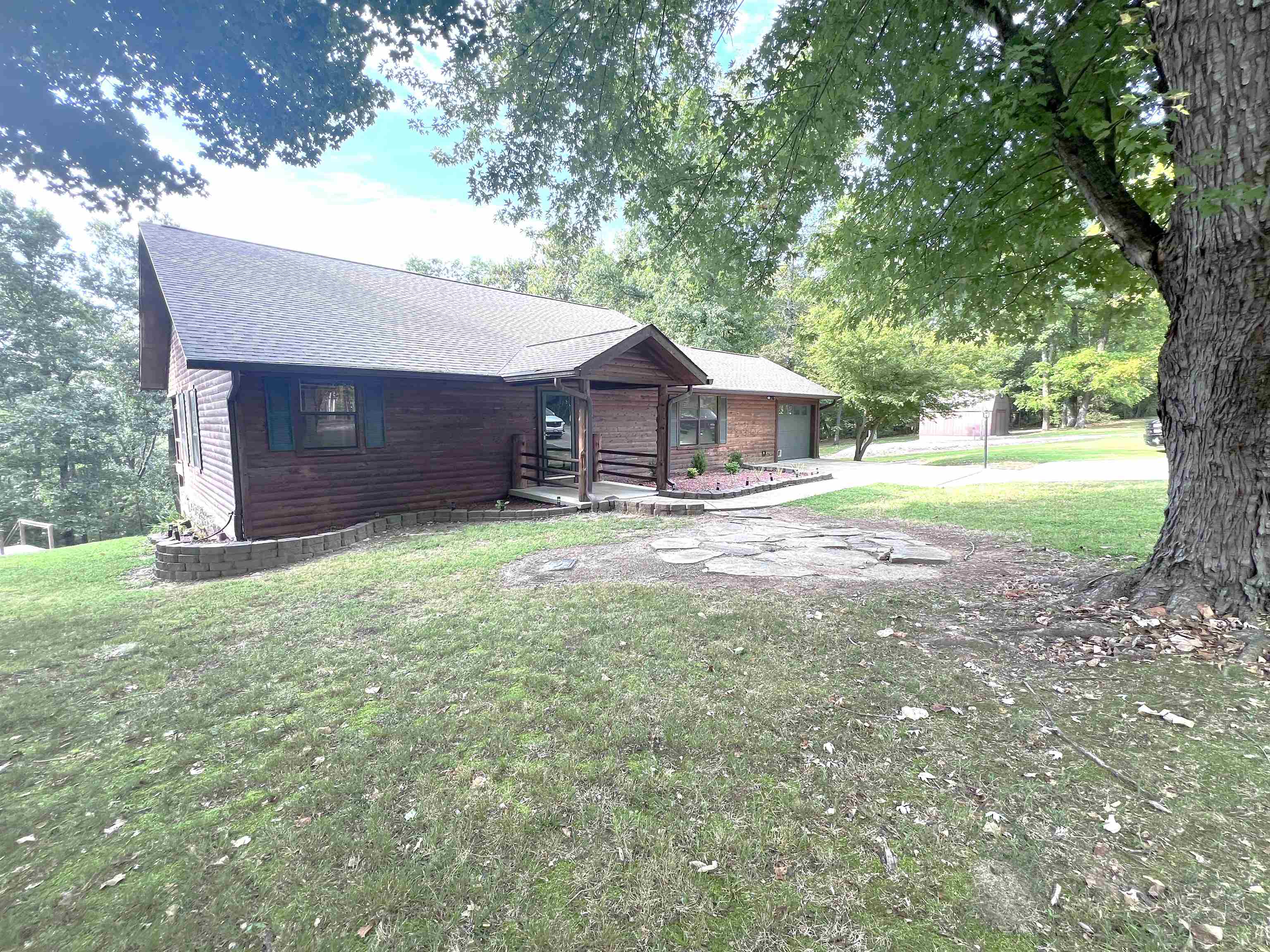 663 Heritage Oaks  Mountain View, AR