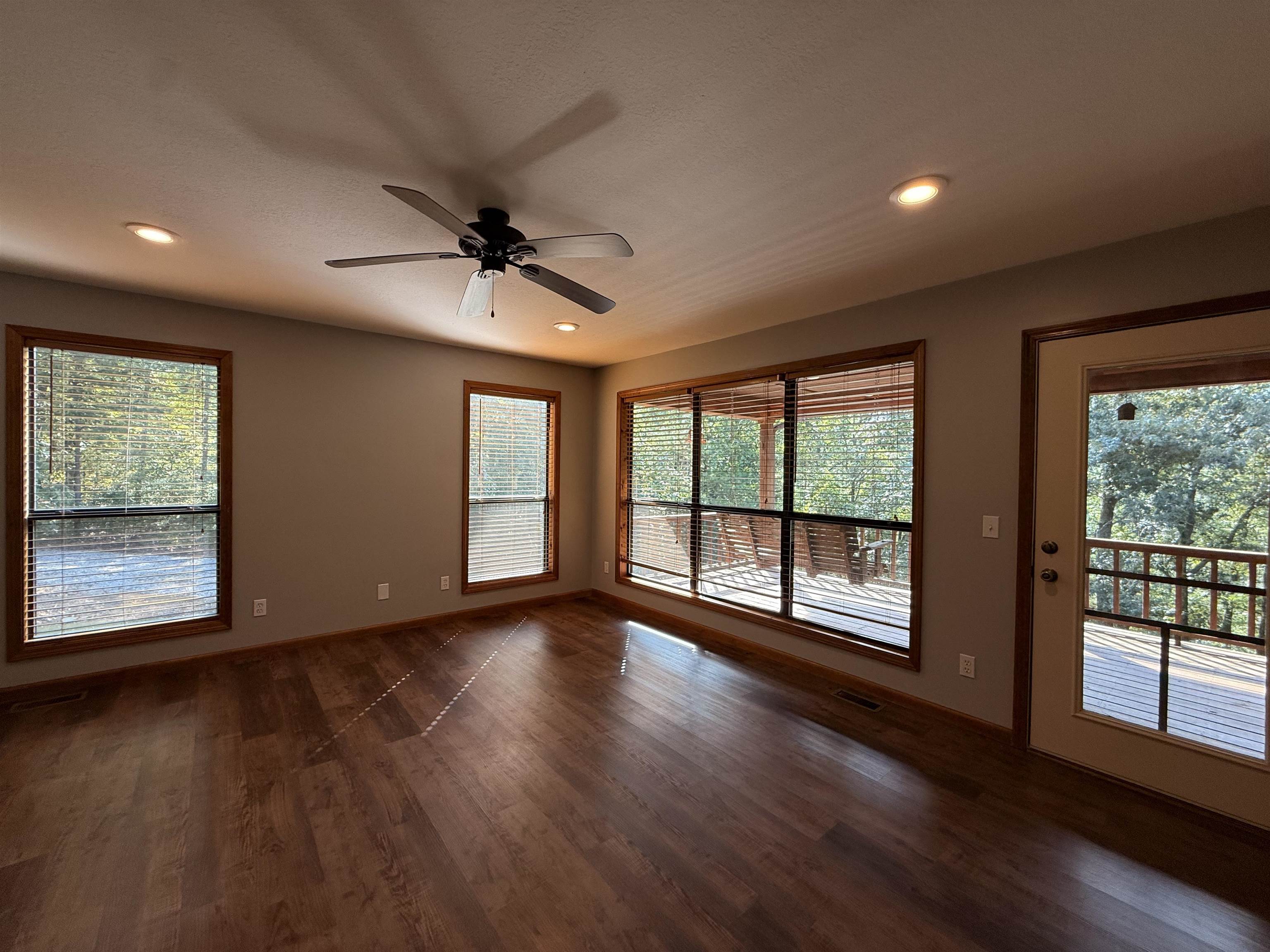 663 Heritage Oaks  Mountain View, AR