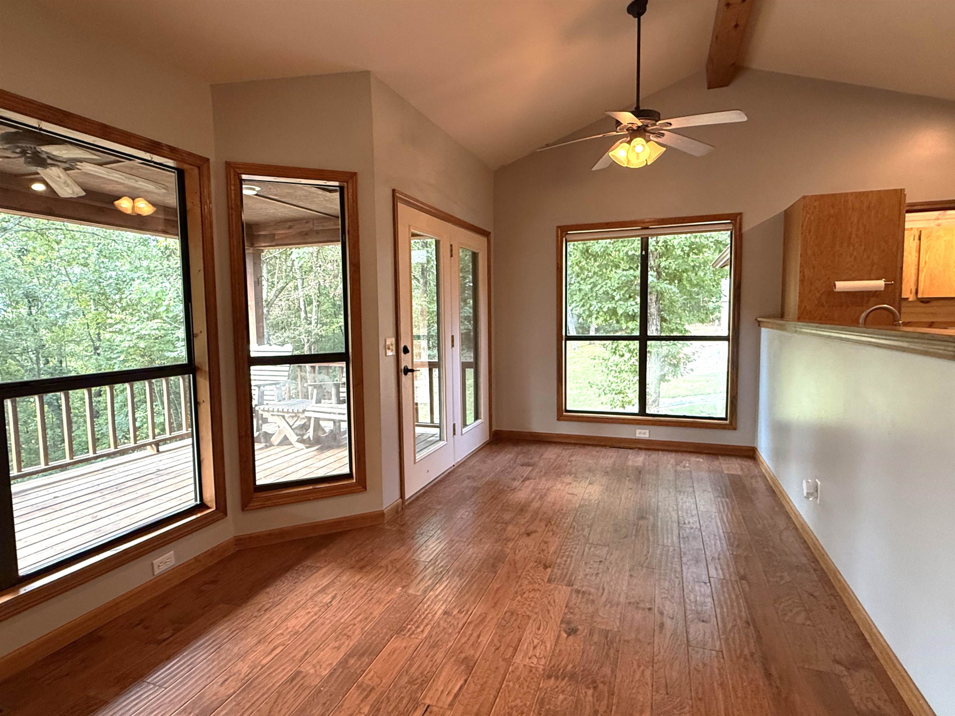 663 Heritage Oaks  Mountain View, AR