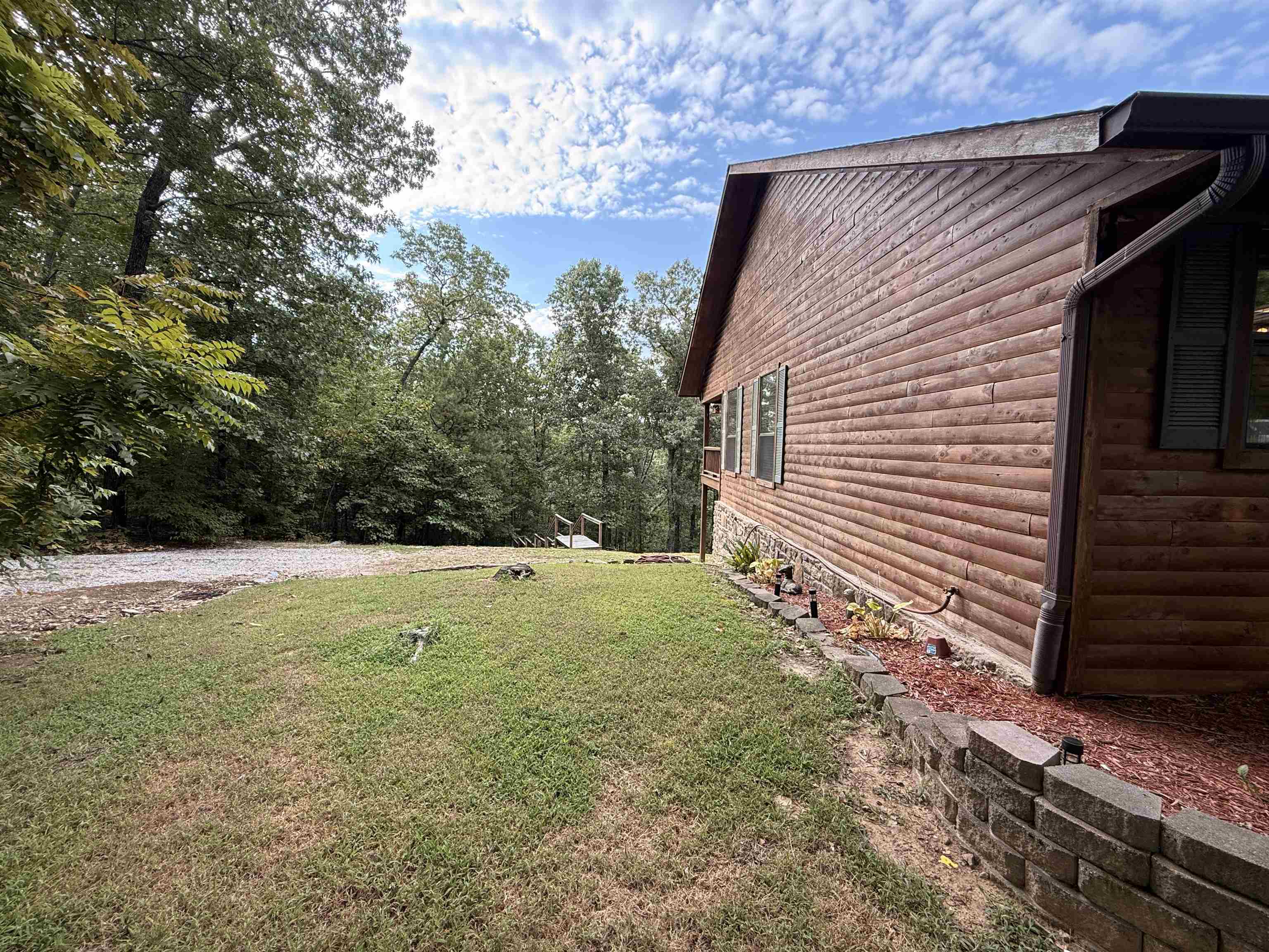 663 Heritage Oaks  Mountain View, AR