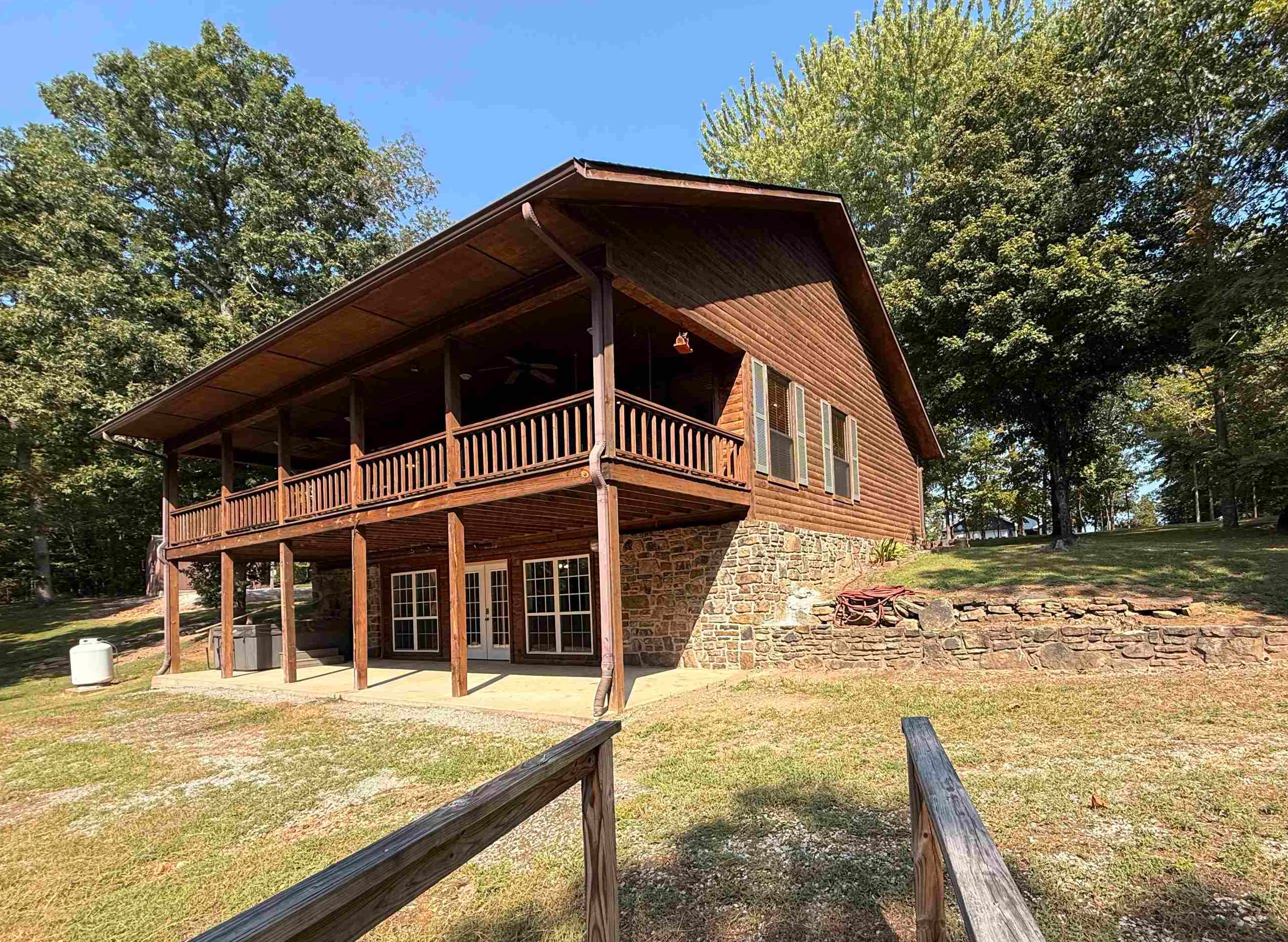 663 Heritage Oaks  Mountain View, AR