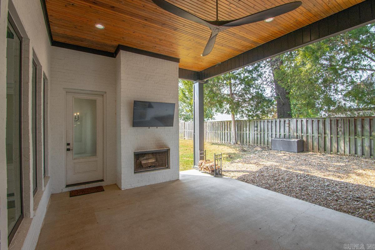 6845 Hilo Avenue Benton, AR 72019