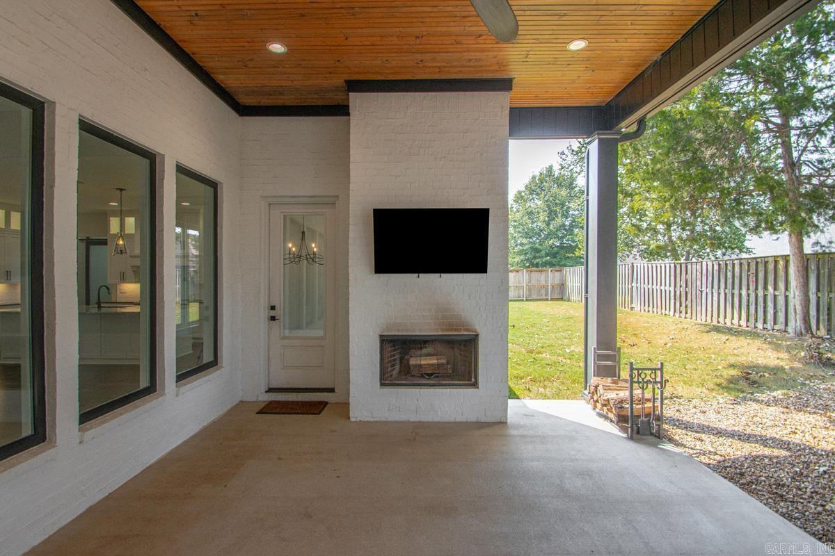 6845 Hilo Avenue Benton, AR 72019