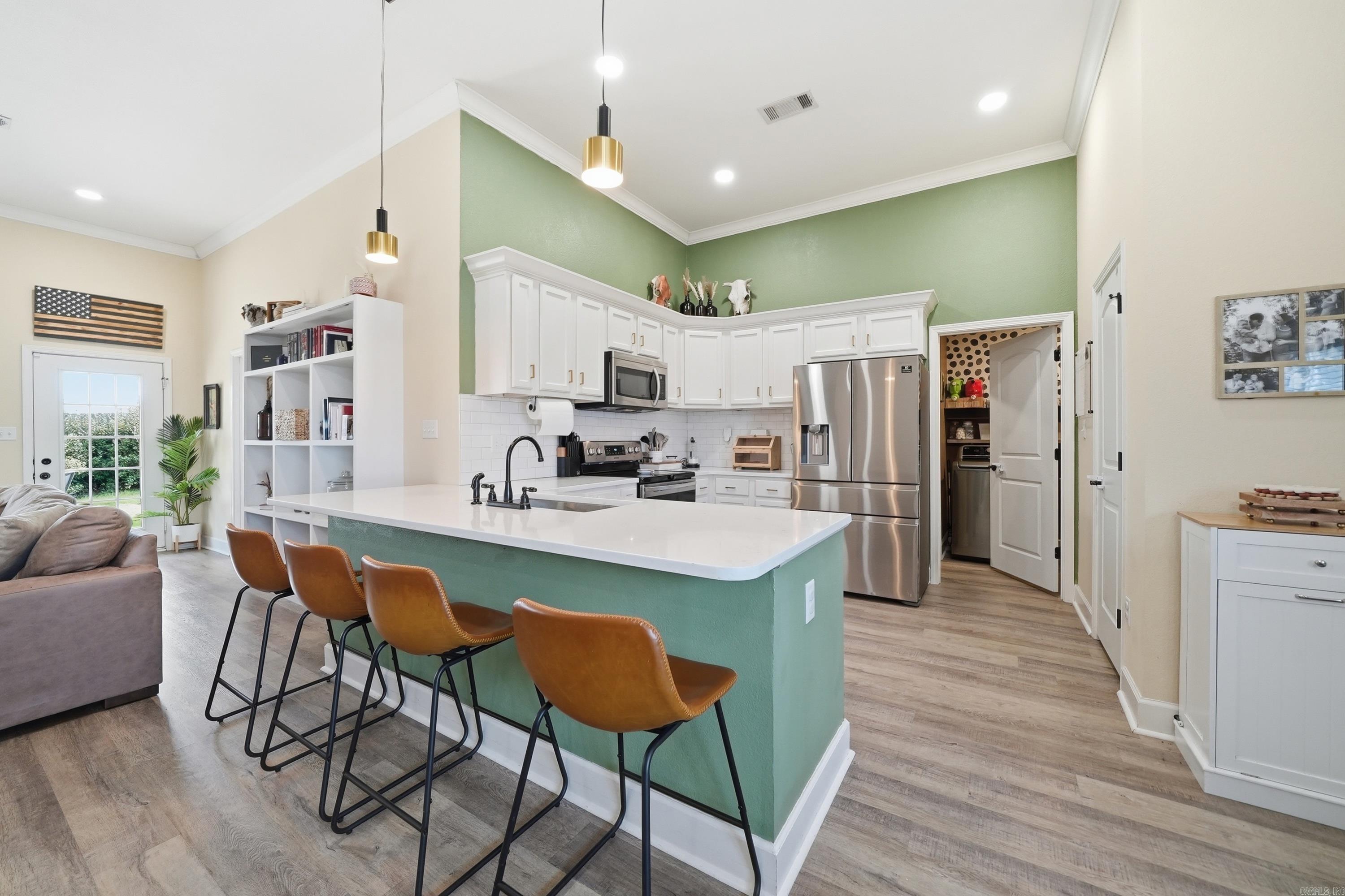 1720 Whitehaven Drive — photo 4
