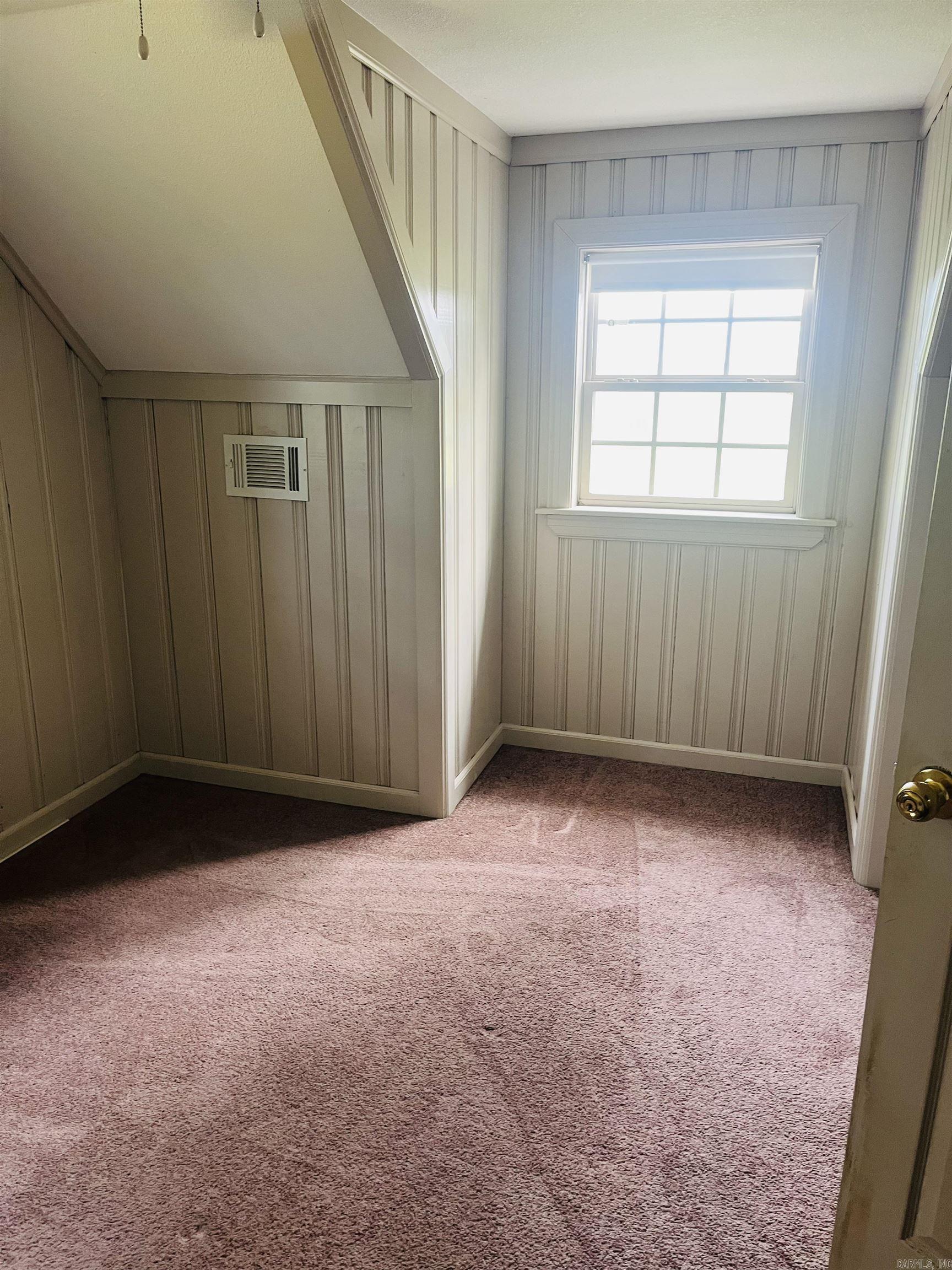 2027 E 82  Hamburg, AR