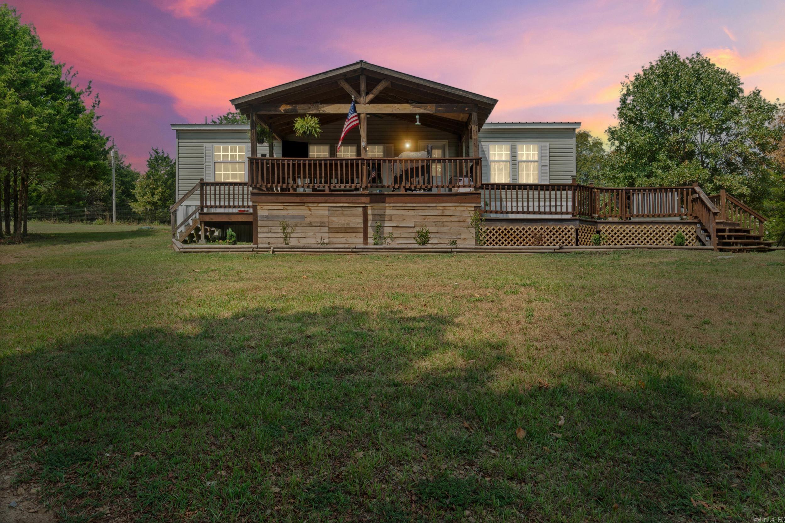 746 Sandy Ford Road — exterior