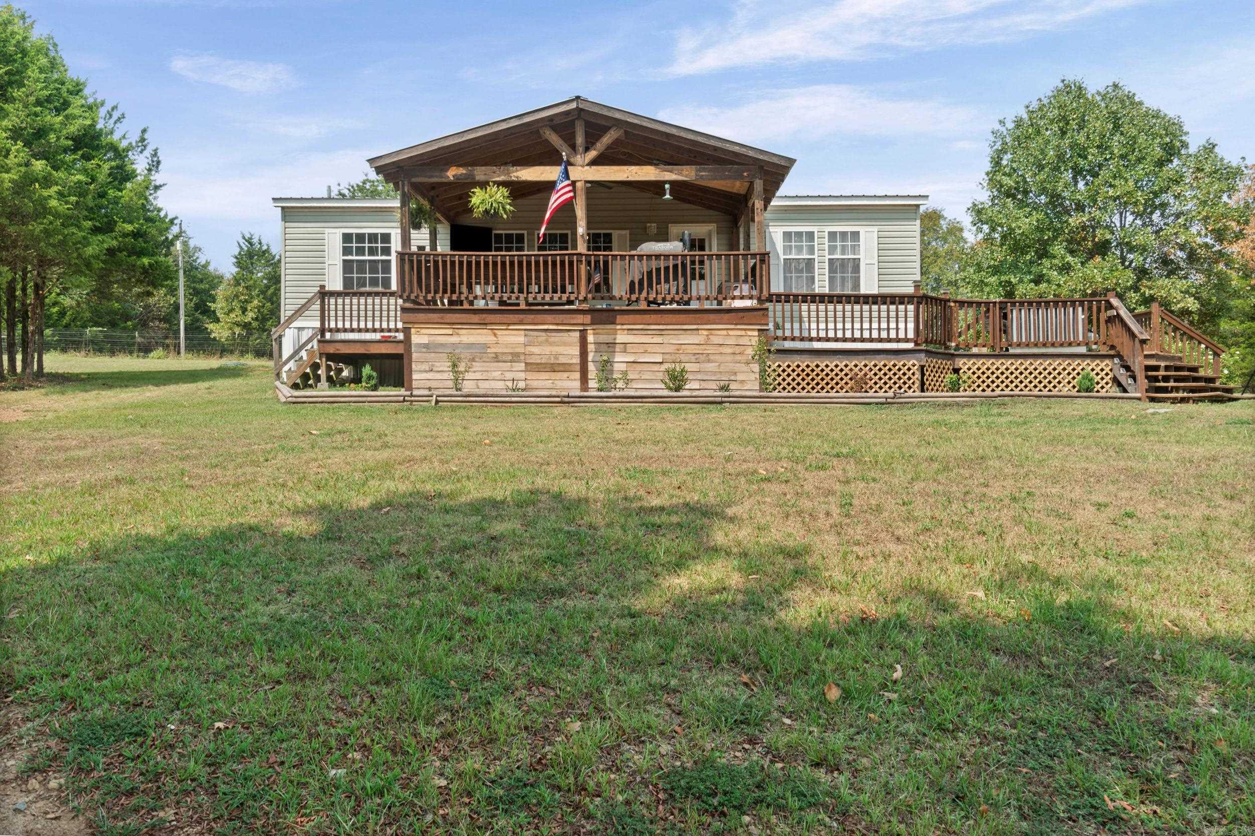 746 Sandy Ford Road — photo 2