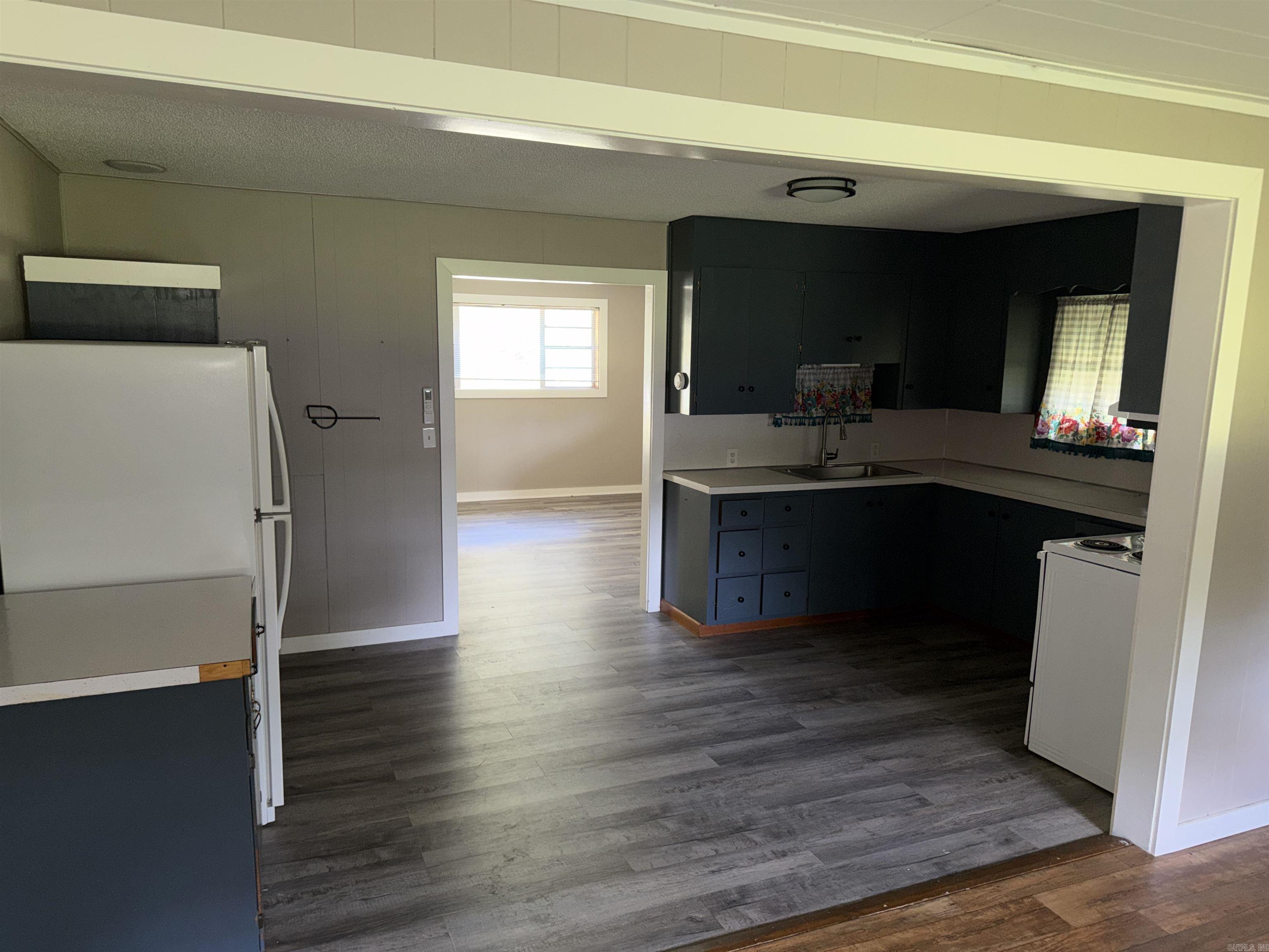 212 N Union  Mountain View, AR
