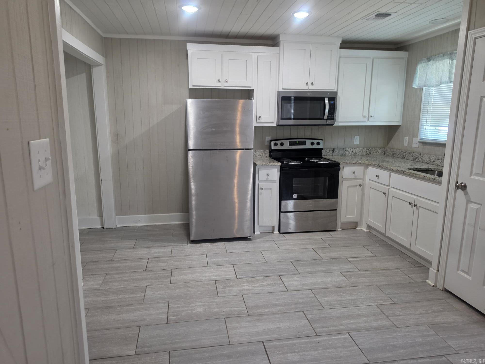 8201 1st Street — photo 5