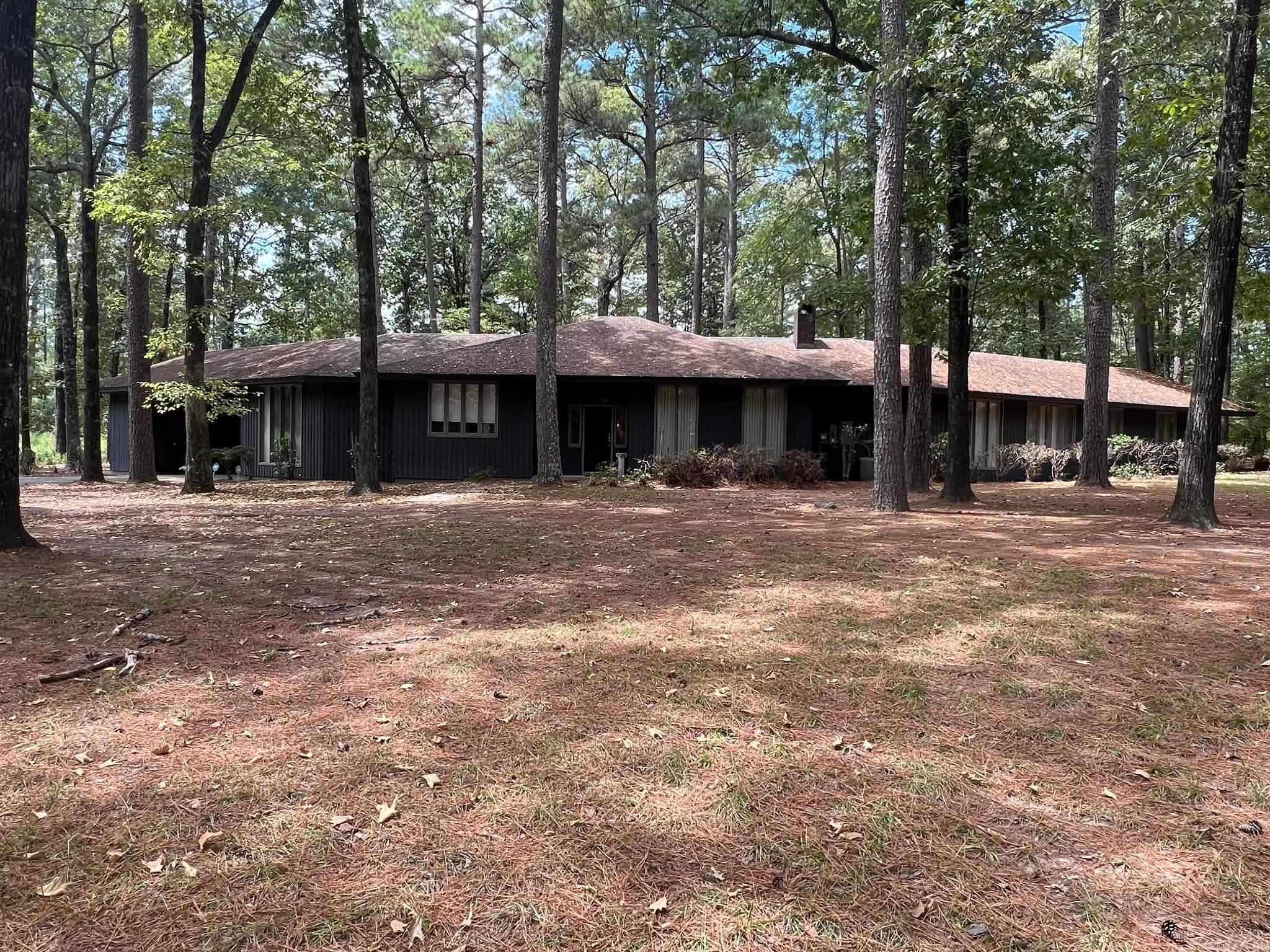 509 S Oakley Fordyce, AR 71742