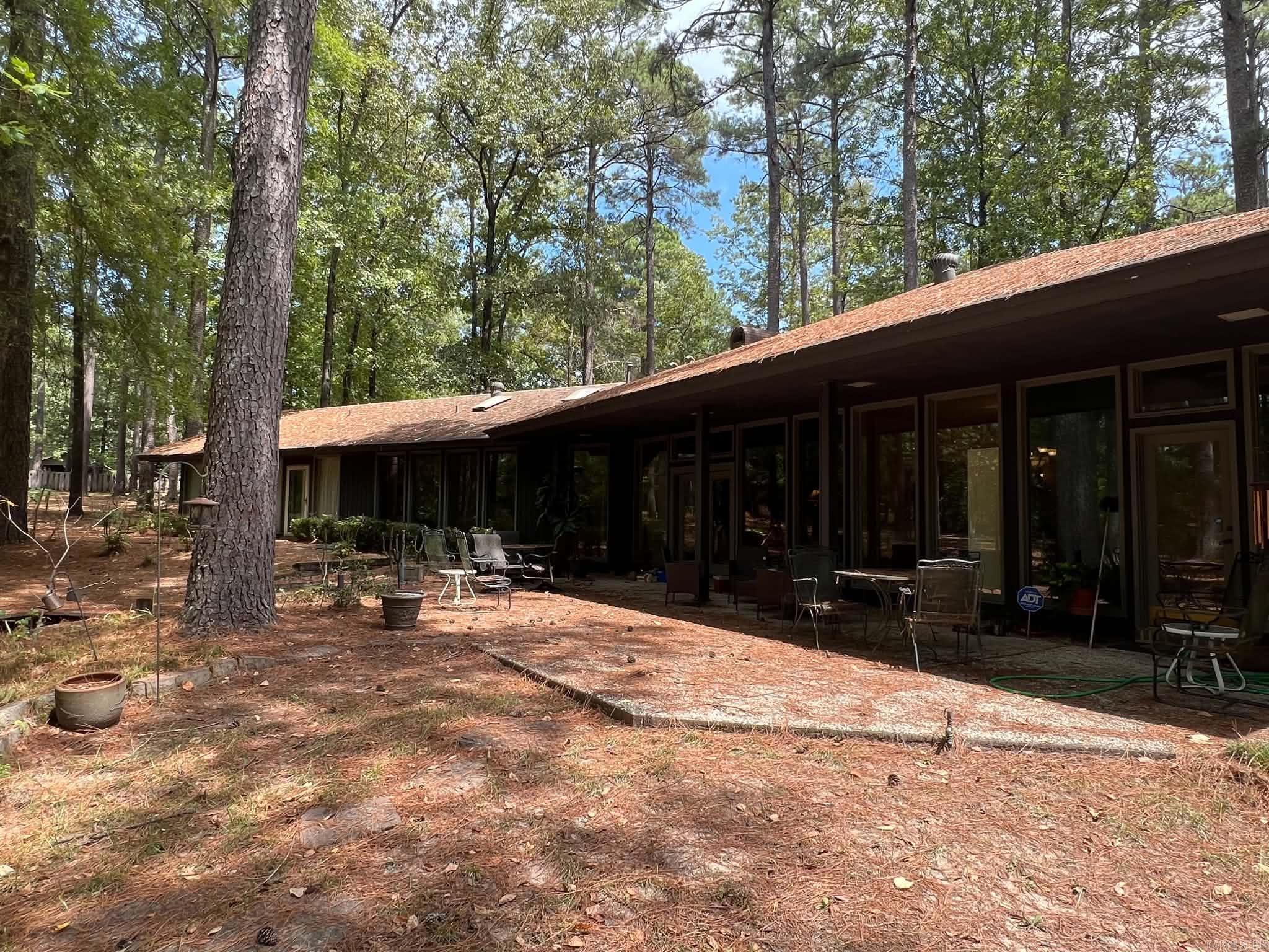 509 S Oakley Fordyce, AR 71742
