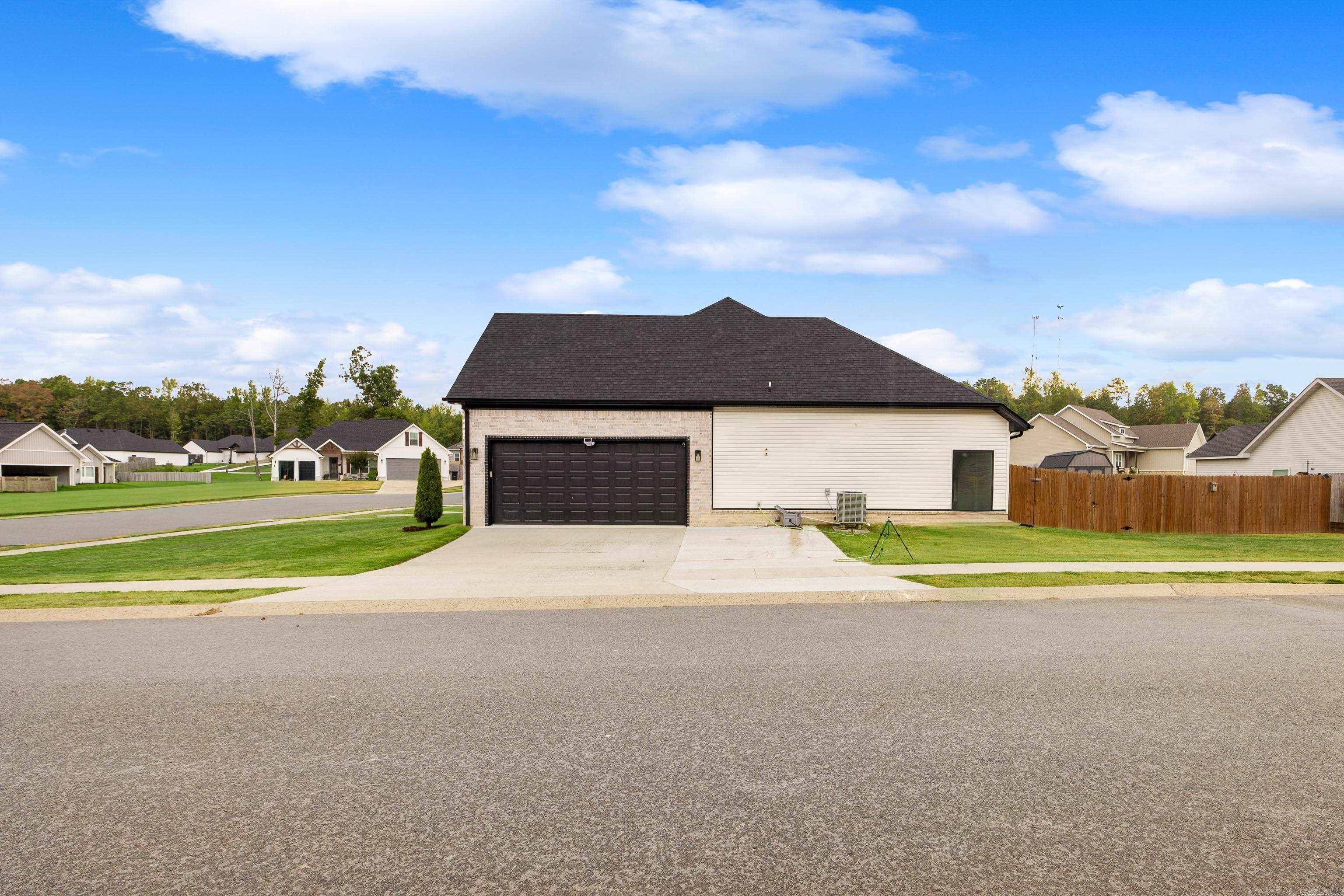6000 Zumbehl Cove Benton, AR 72019