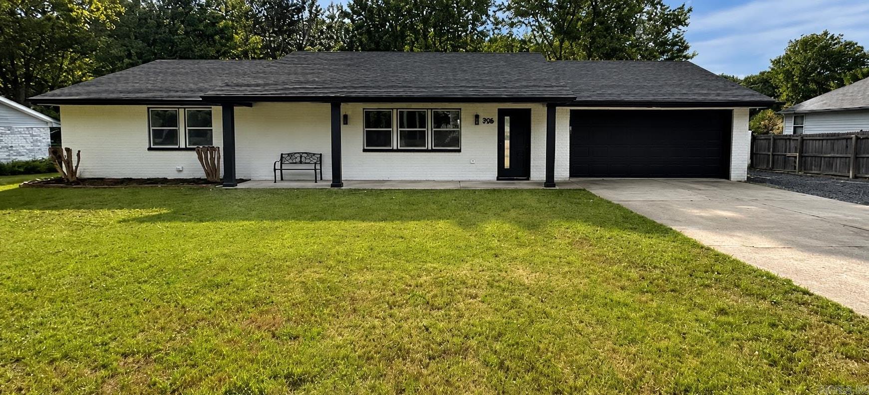 306  Gary Drive  Mena, AR