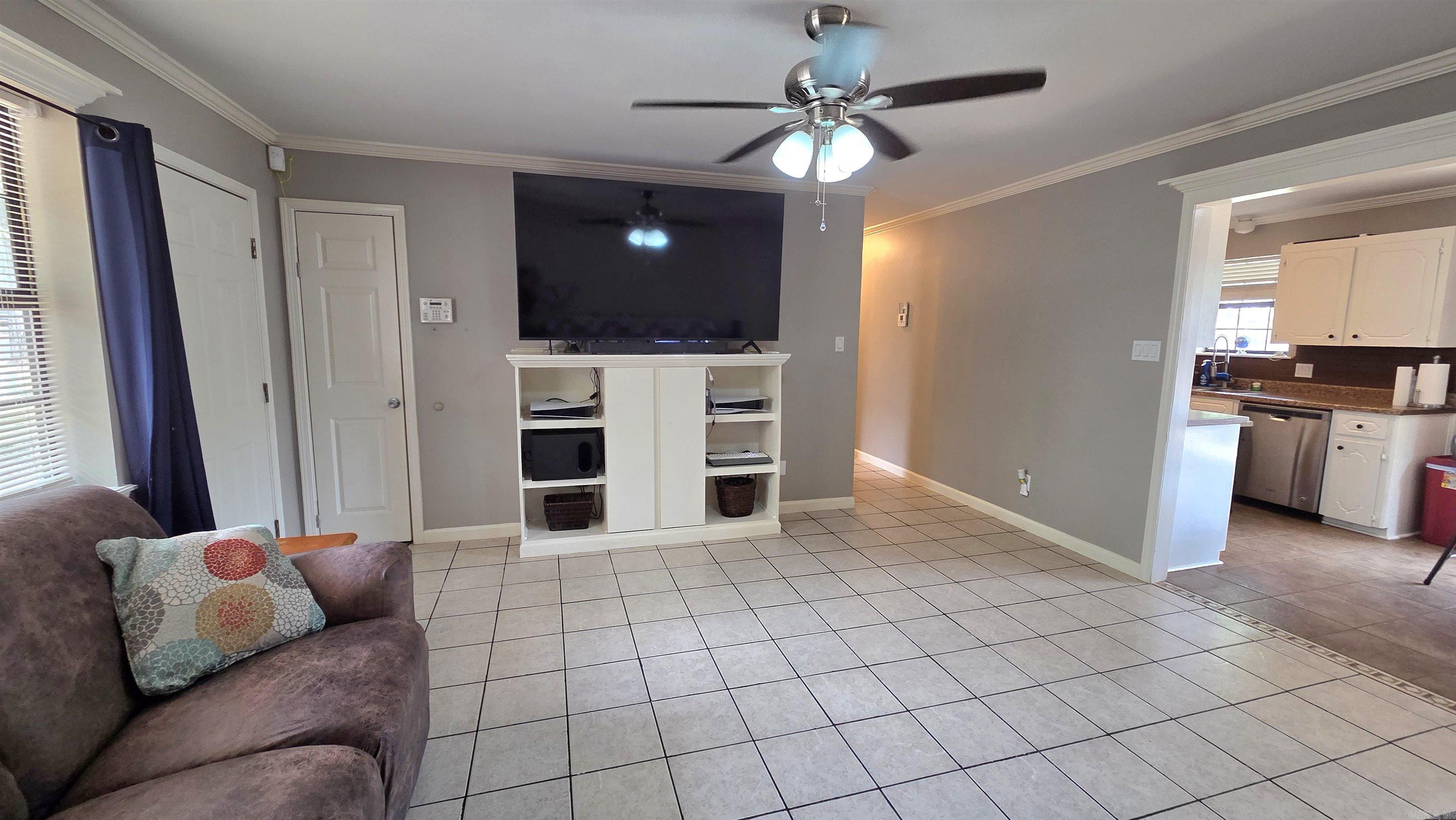 32 Mcarthur Dr — photo 3