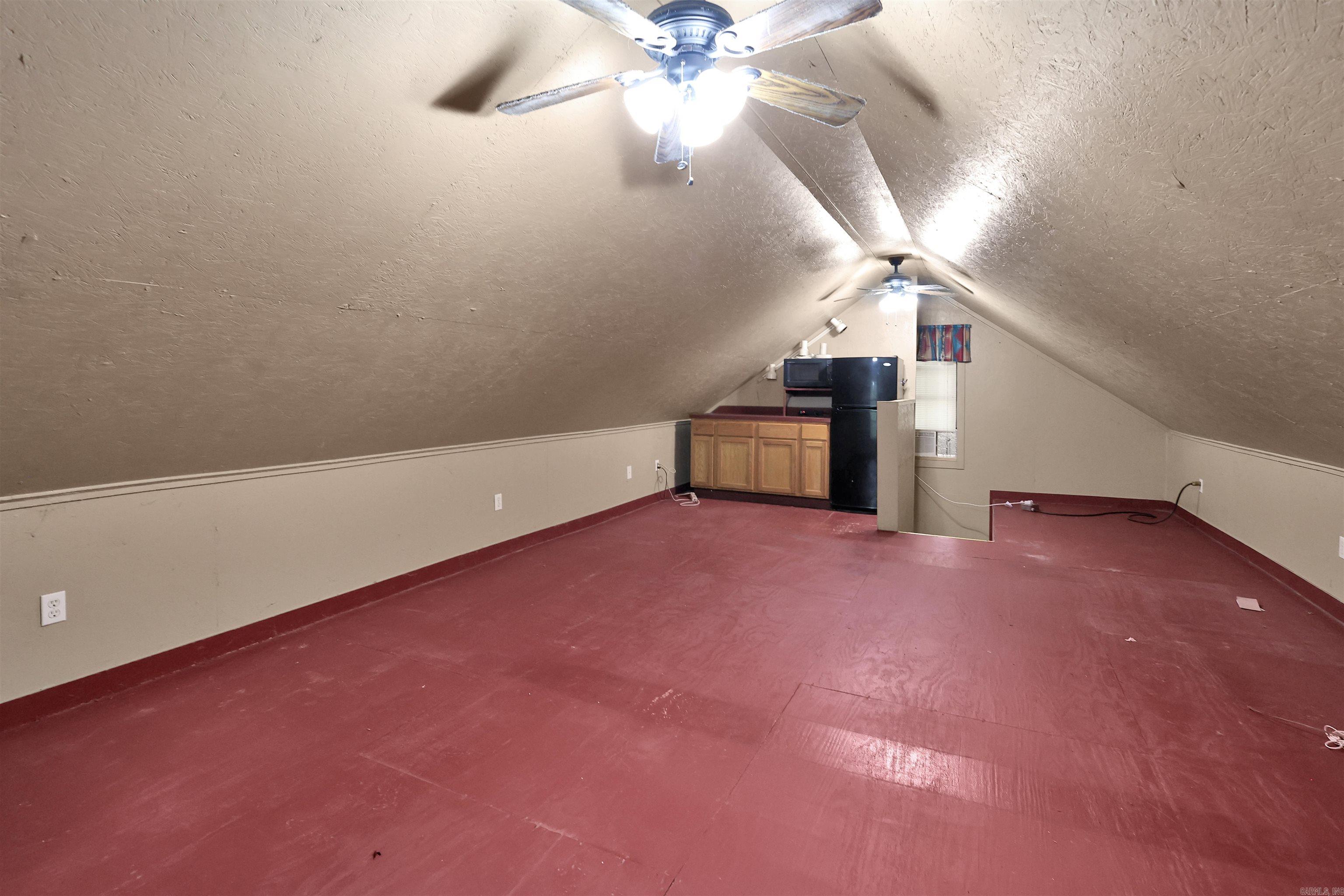 2894 Southfork  Mount Ida, AR