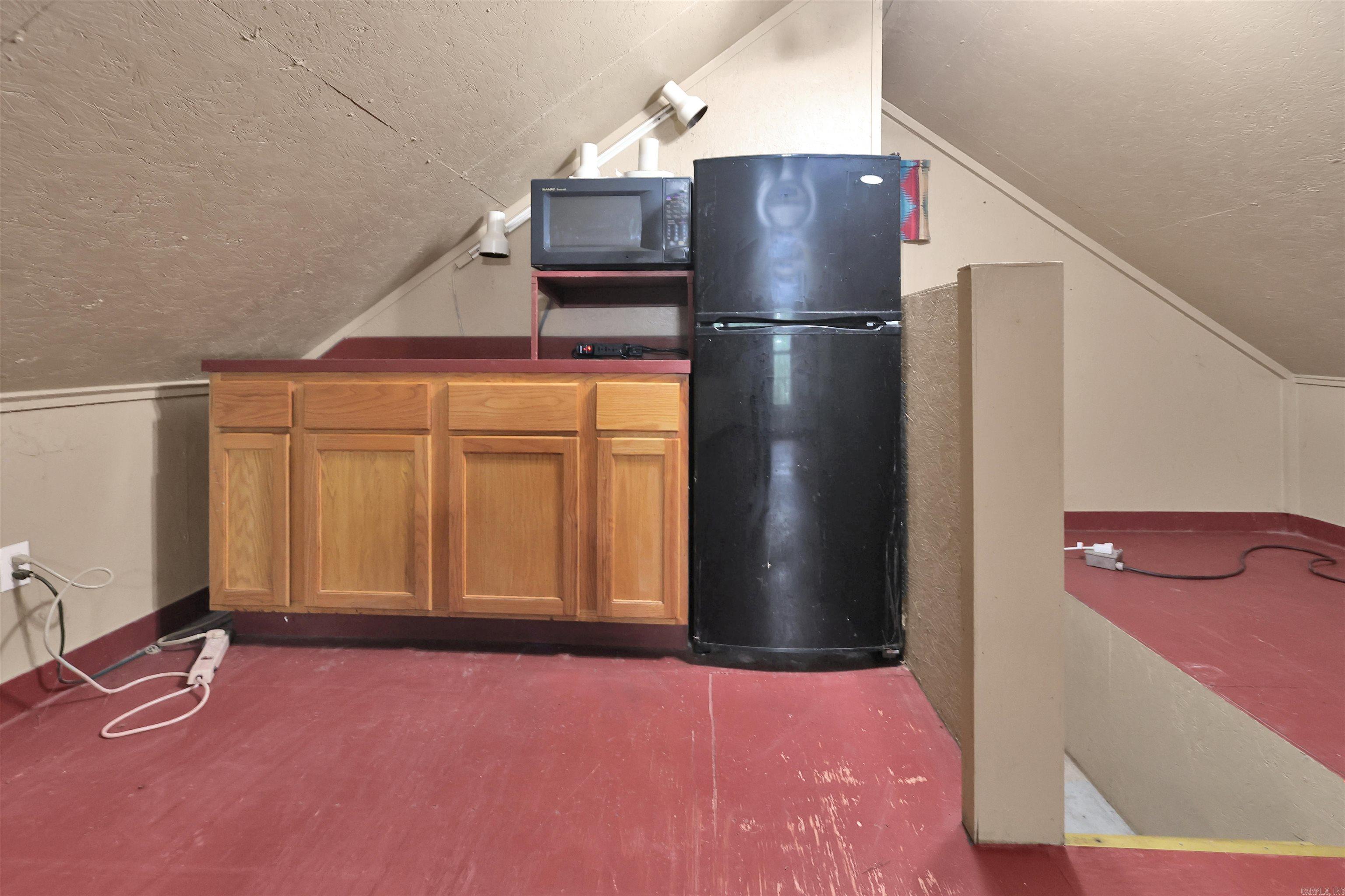 2894 Southfork  Mount Ida, AR