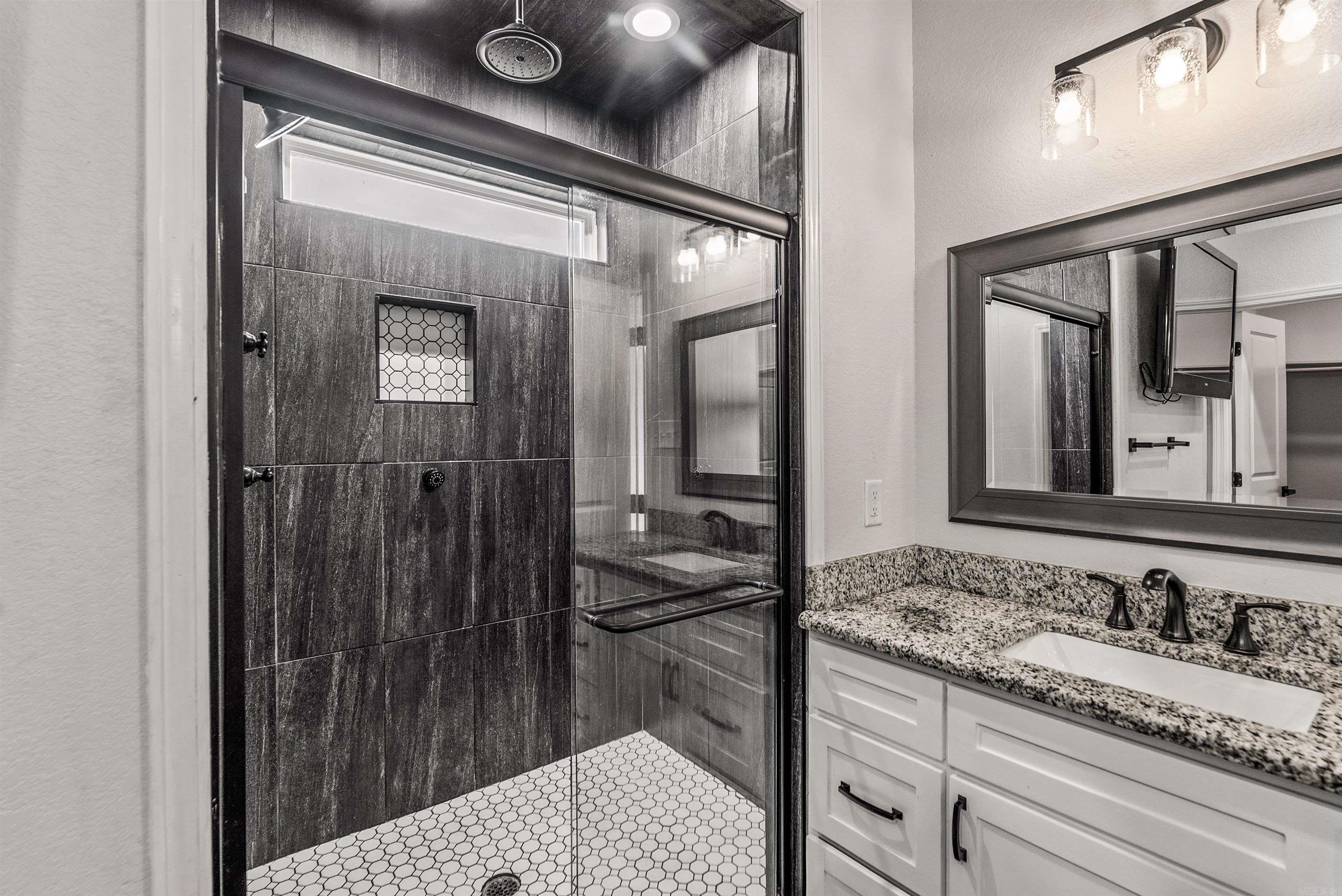 128 Plantation Drive Mayflower, AR 72106