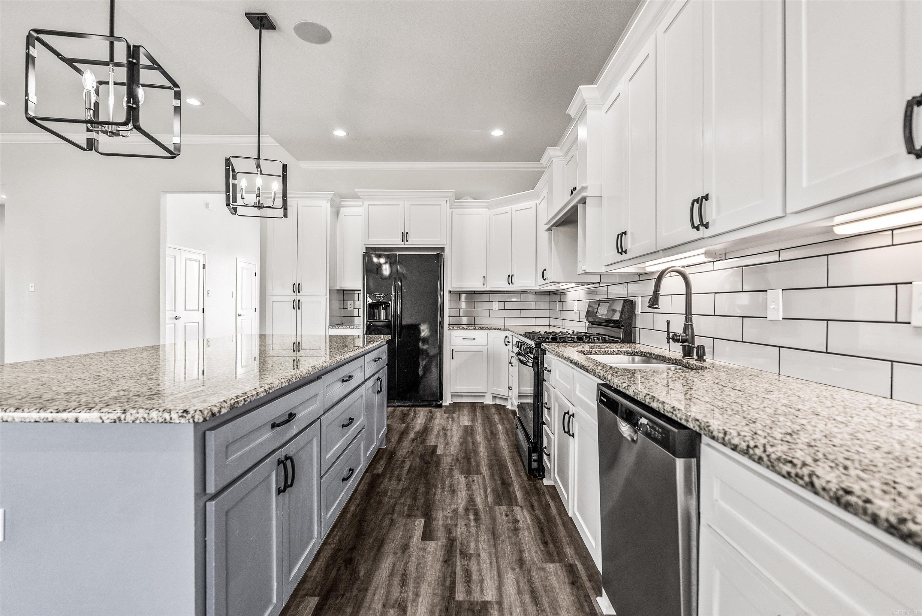 128 Plantation Drive Mayflower, AR 72106