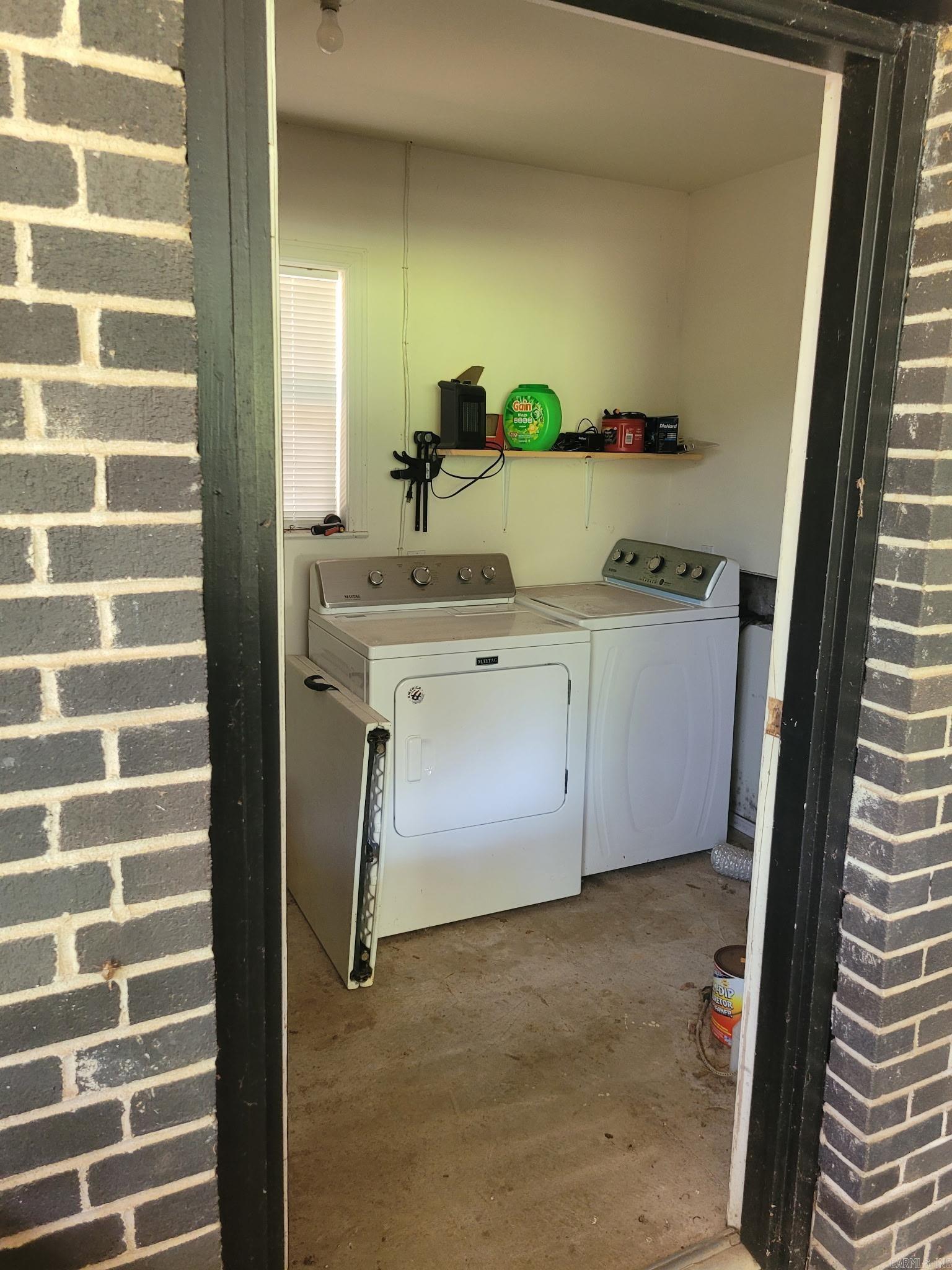7570 Market  Dover, AR