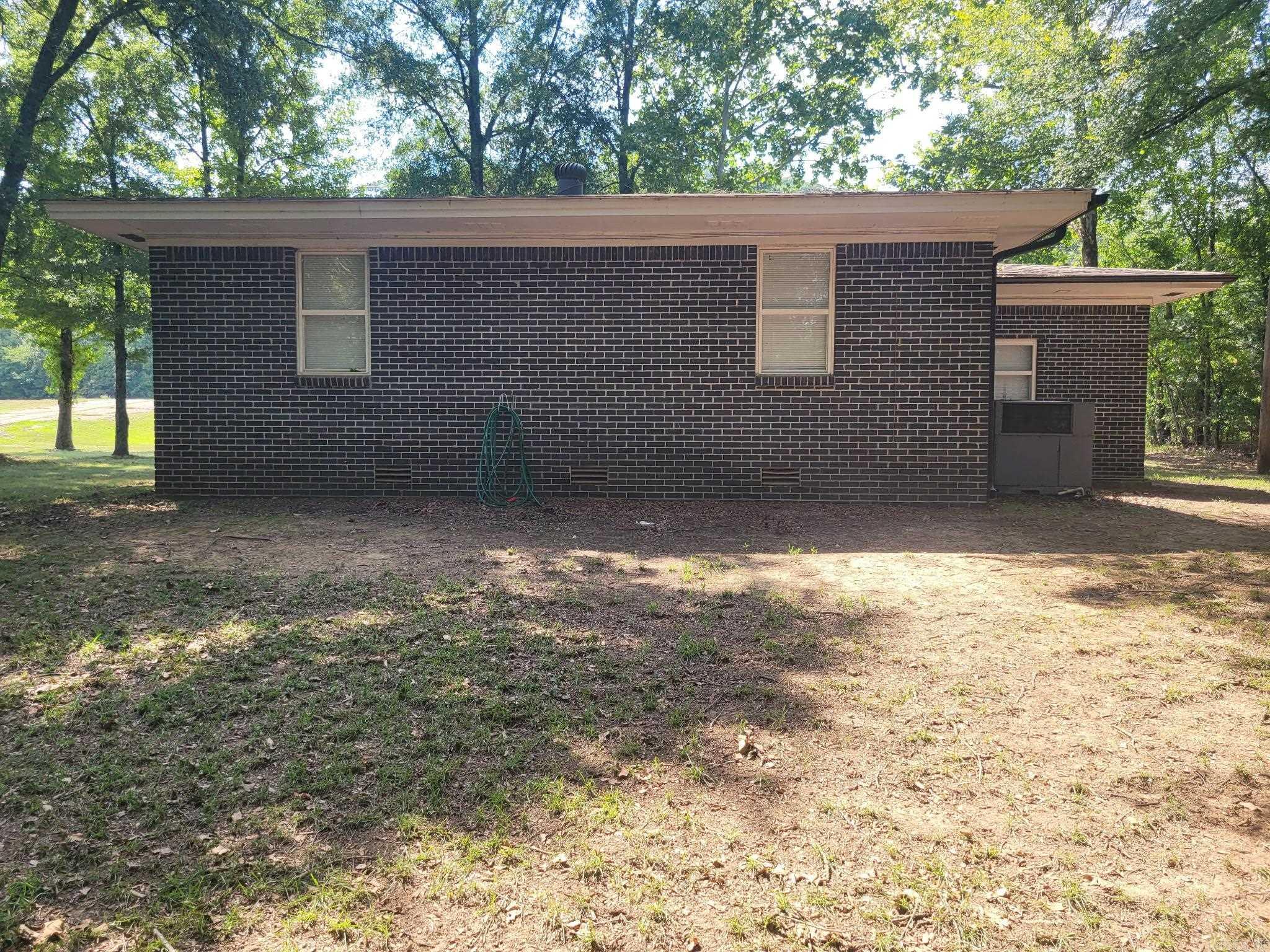 7570 Market  Dover, AR