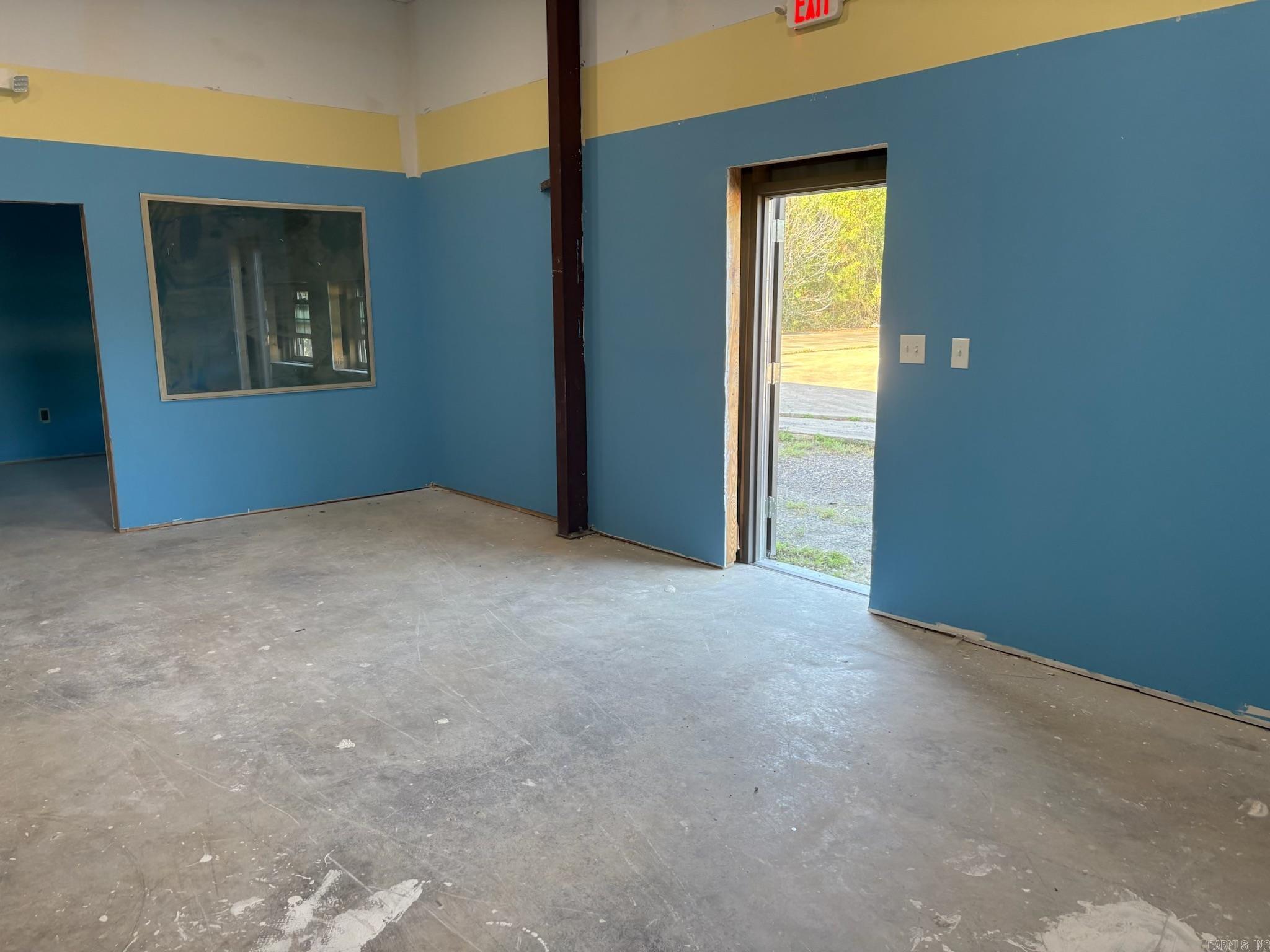 1600 N Museum Rd. — photo 3
