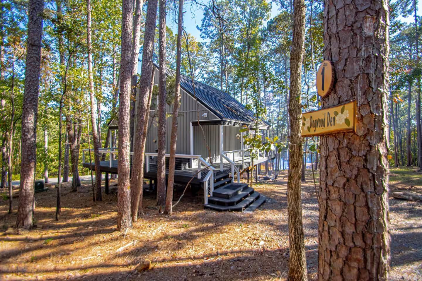 1102 Circle Acres Road  Shirley, AR