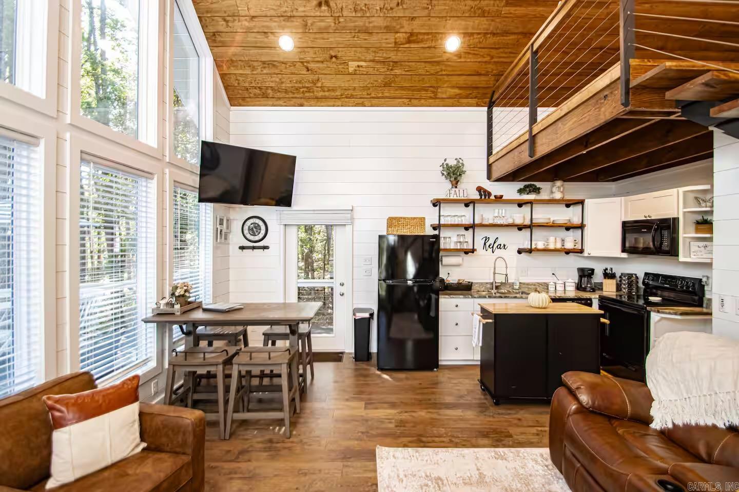 1102 Circle Acres Road  Shirley, AR