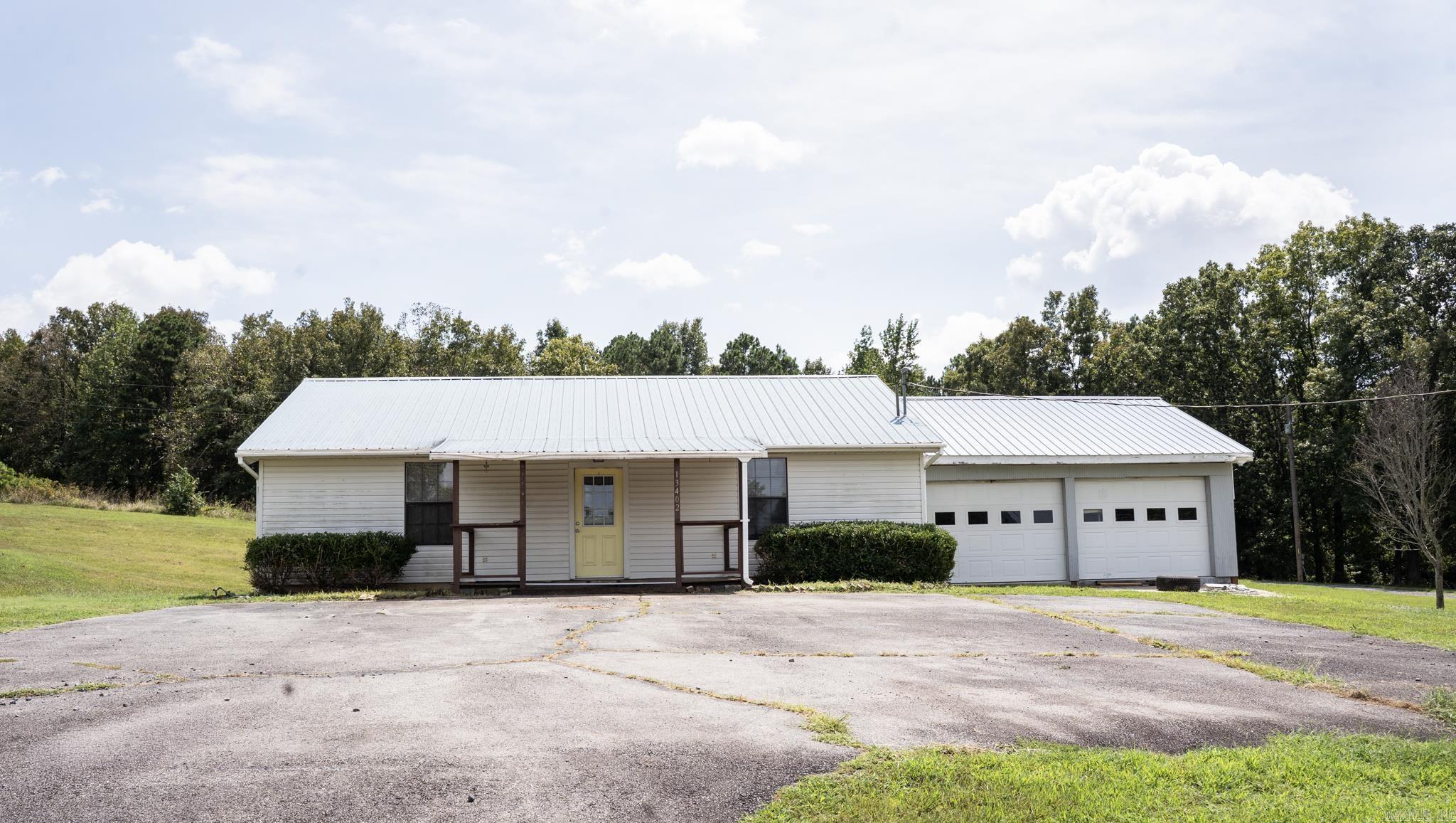 13402 E Hwy 16  Shirley, AR