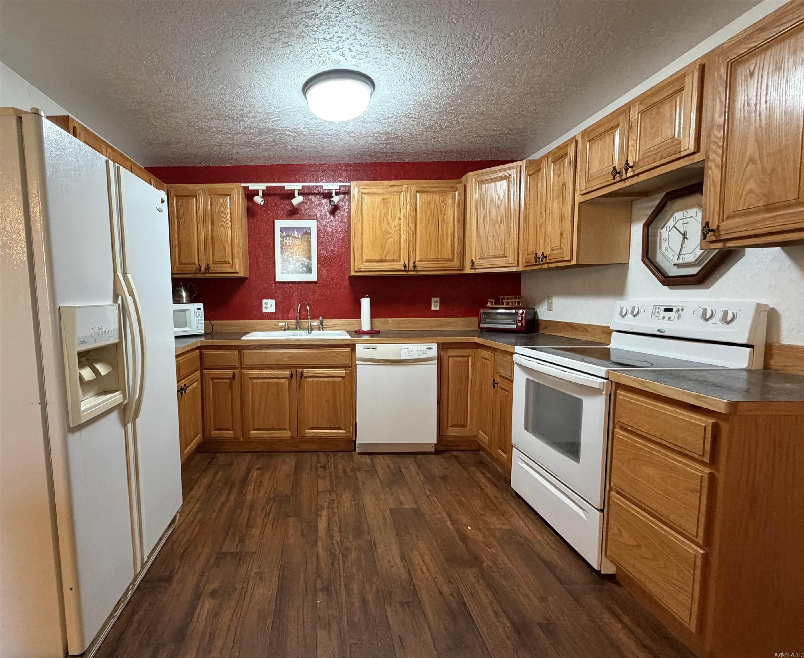 13402 E Hwy 16  Shirley, AR