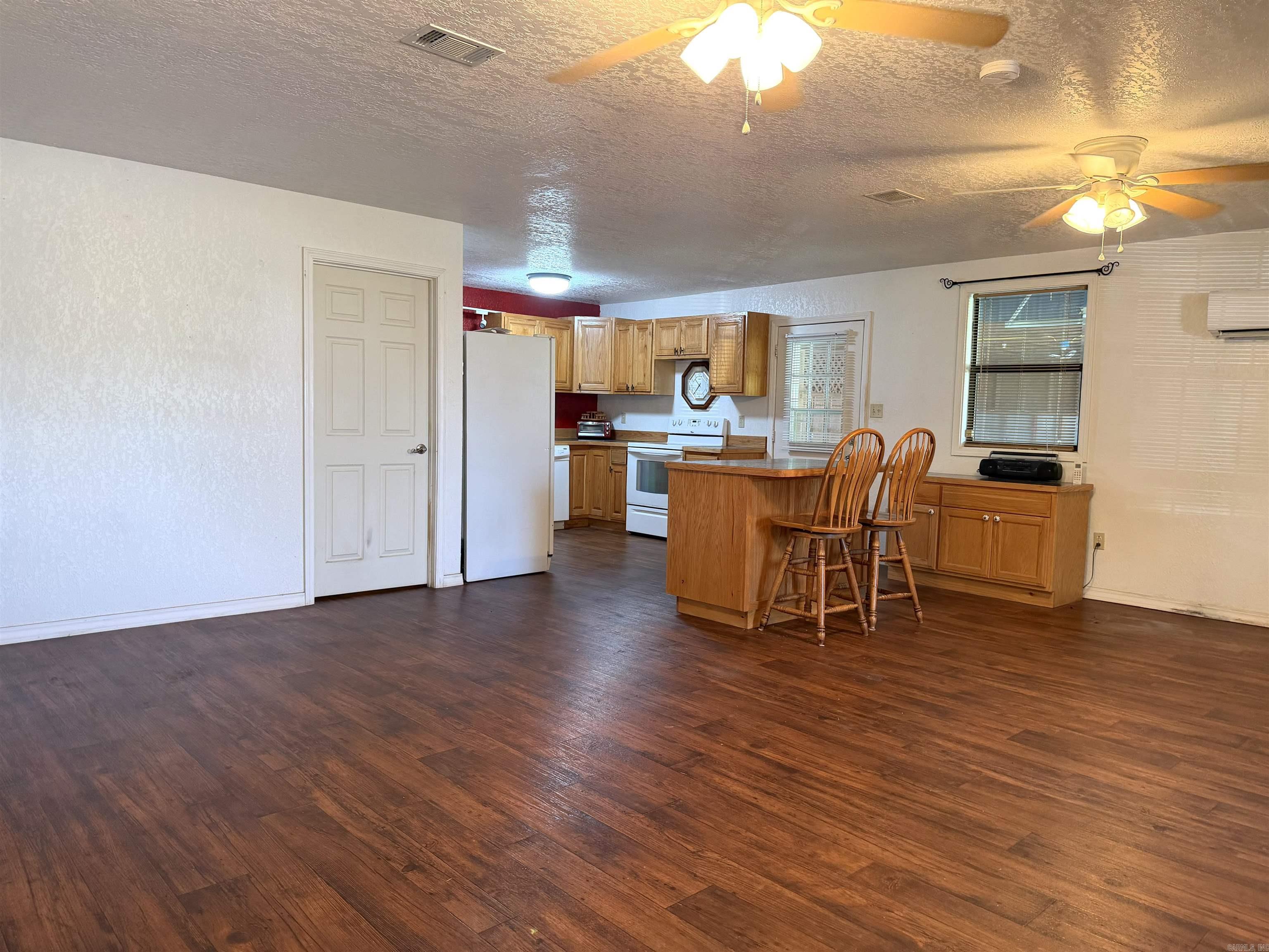 13402 E Hwy 16  Shirley, AR