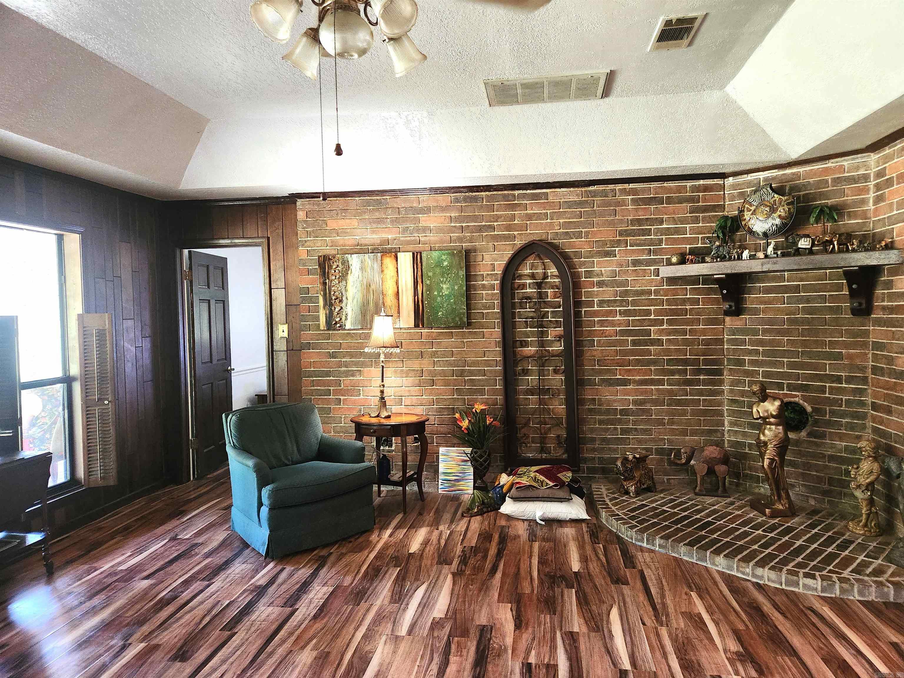 9410 Jimbert Dr  Pine Bluff, AR