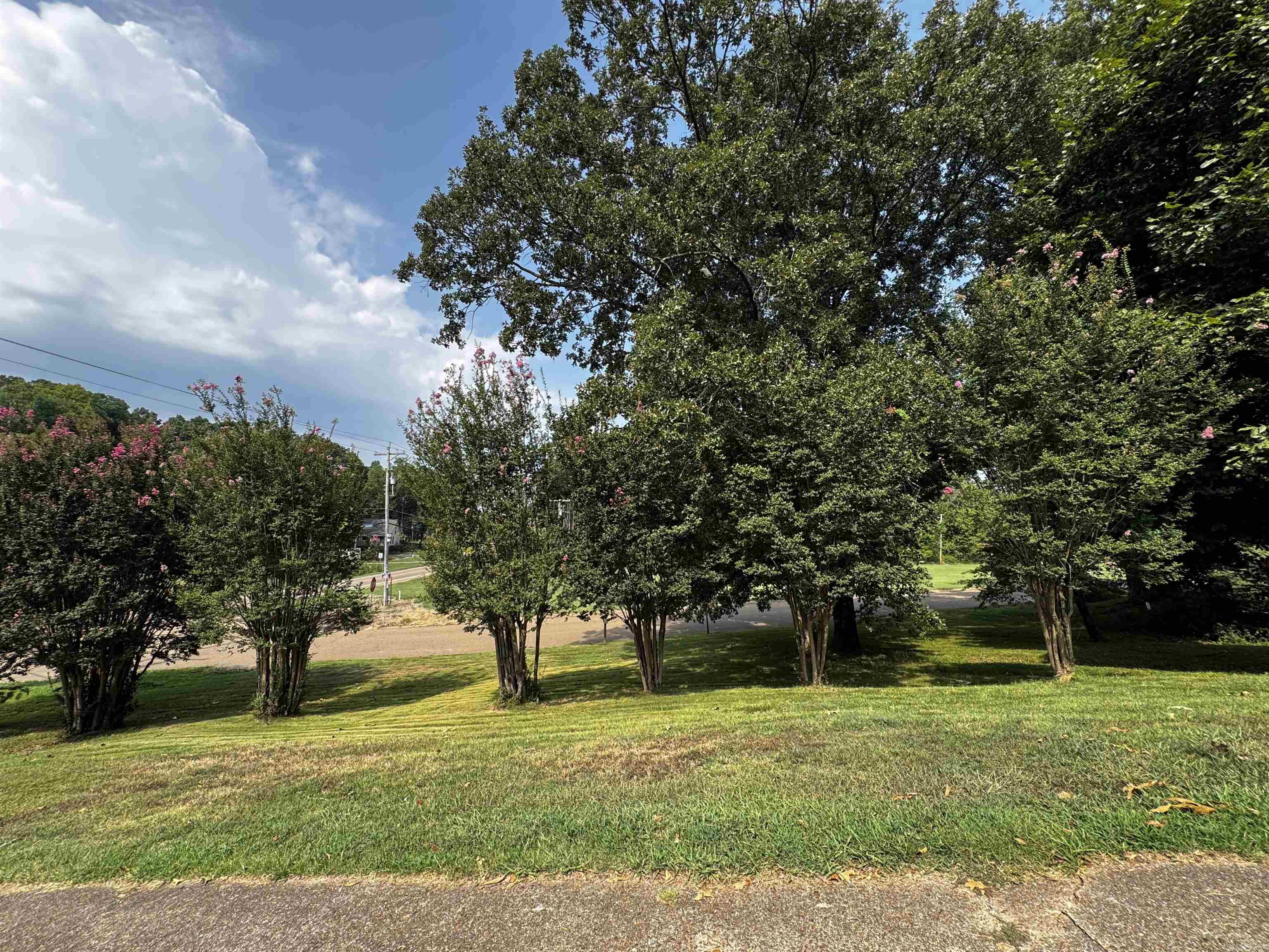 2407 E Broadway  Forrest City, AR