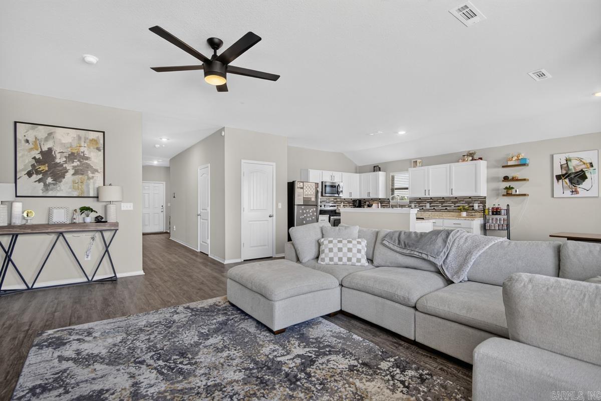 2136 Dandelion  Benton, AR