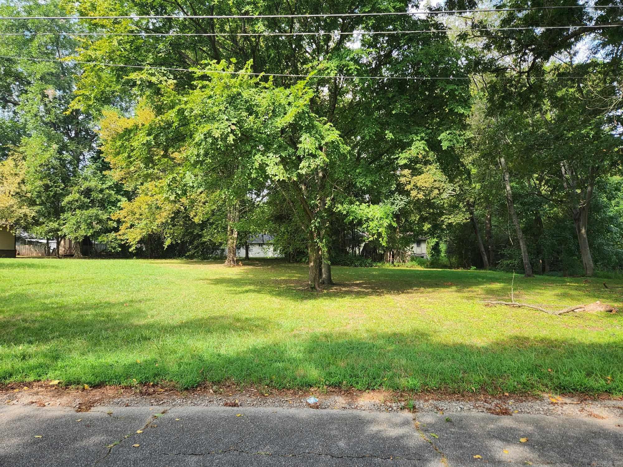 Main — photo 3
