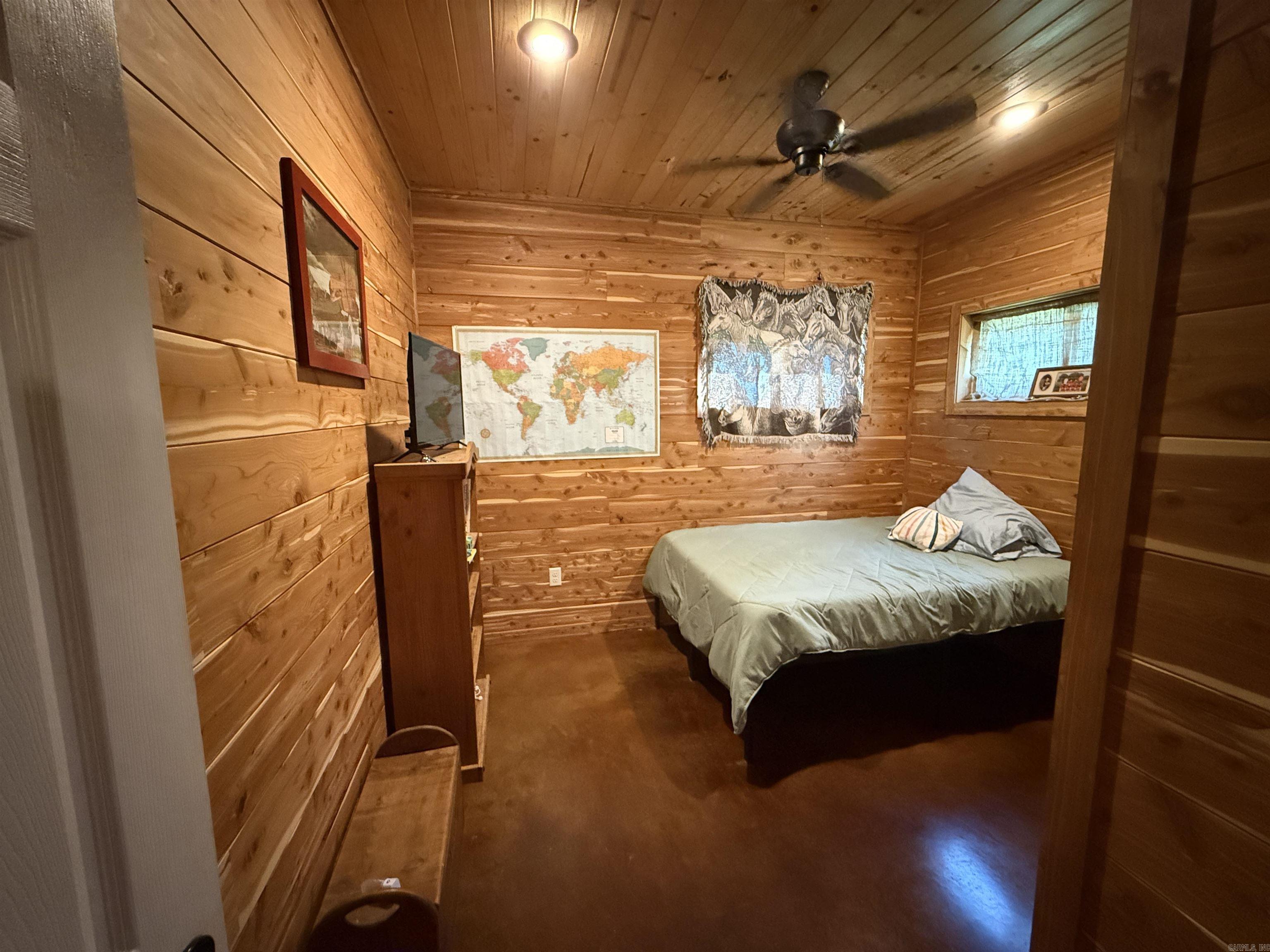 2948 Riverbend Road
