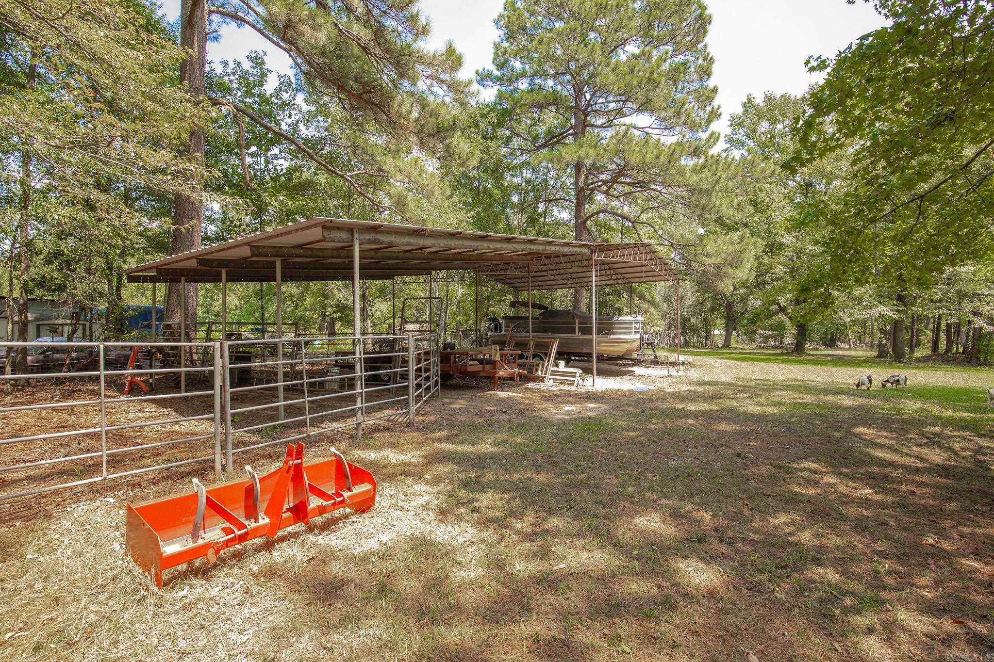 811 County Rd 67  Sheridan, AR