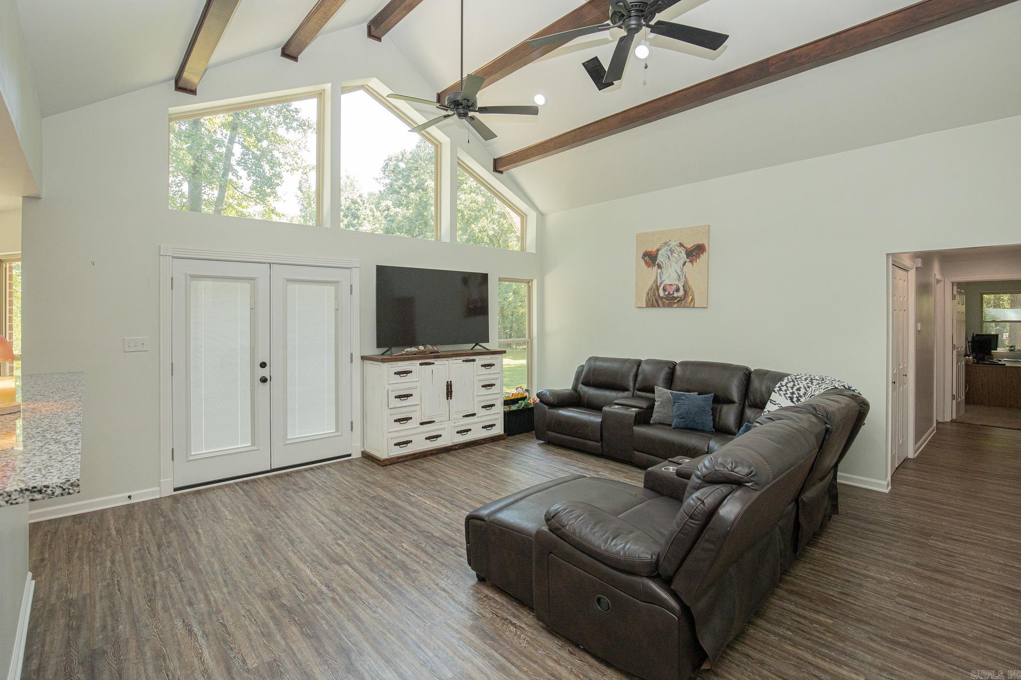 811 County Rd 67 — photo 5