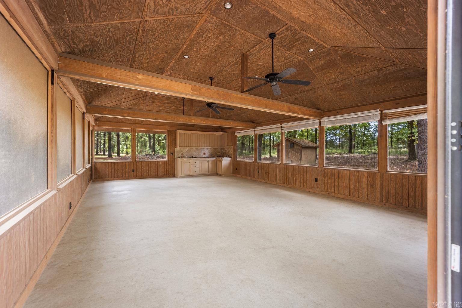 13717 Bringle Creek Road Bigelow, AR 72016