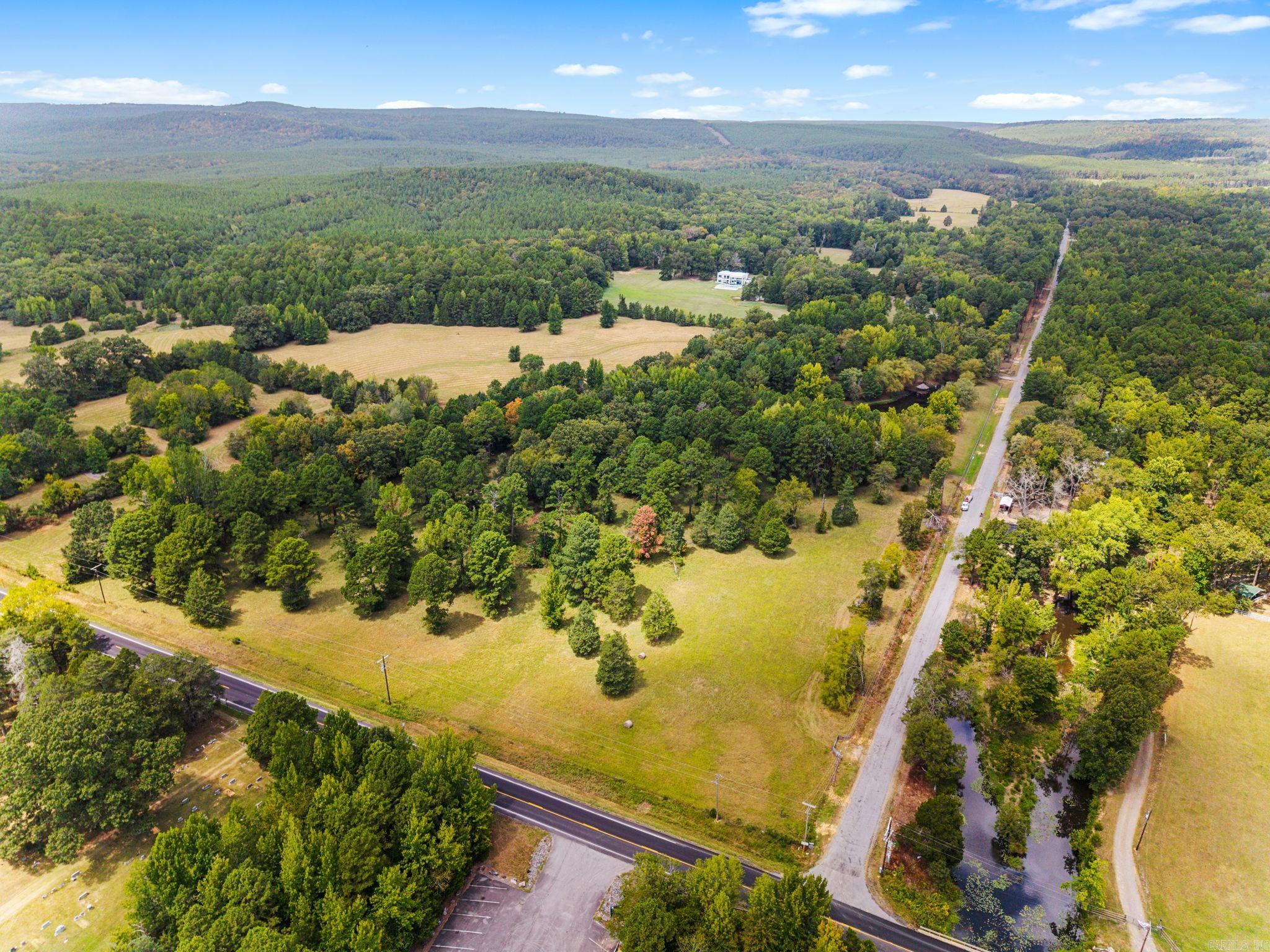 13717 Bringle Creek Road Bigelow, AR 72016