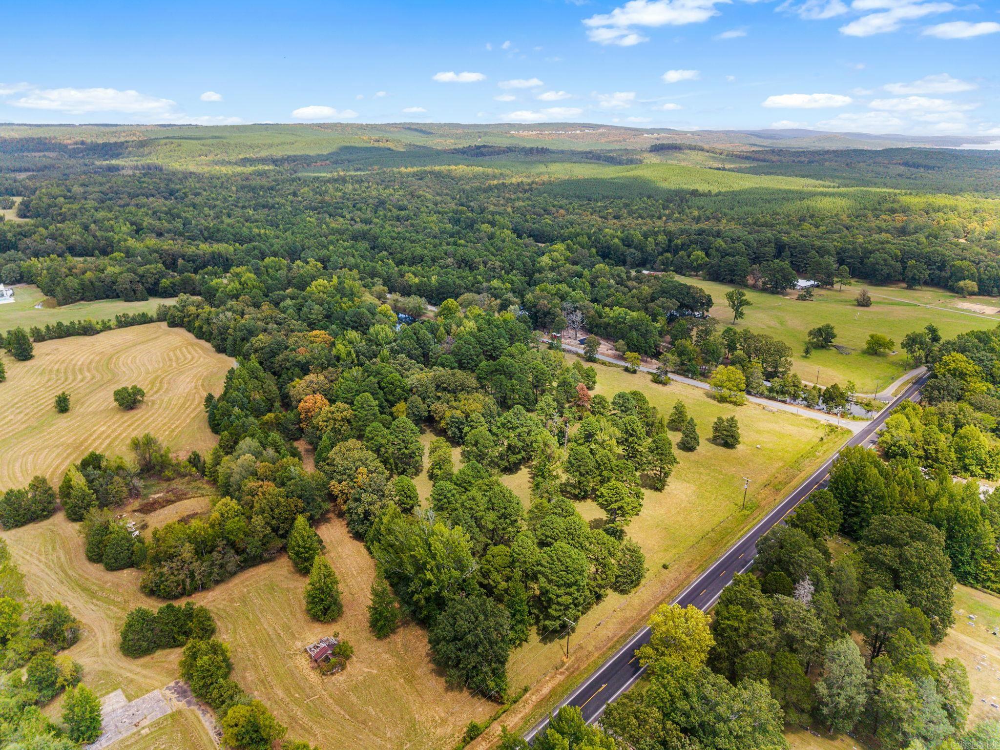 13717 Bringle Creek Road Bigelow, AR 72016