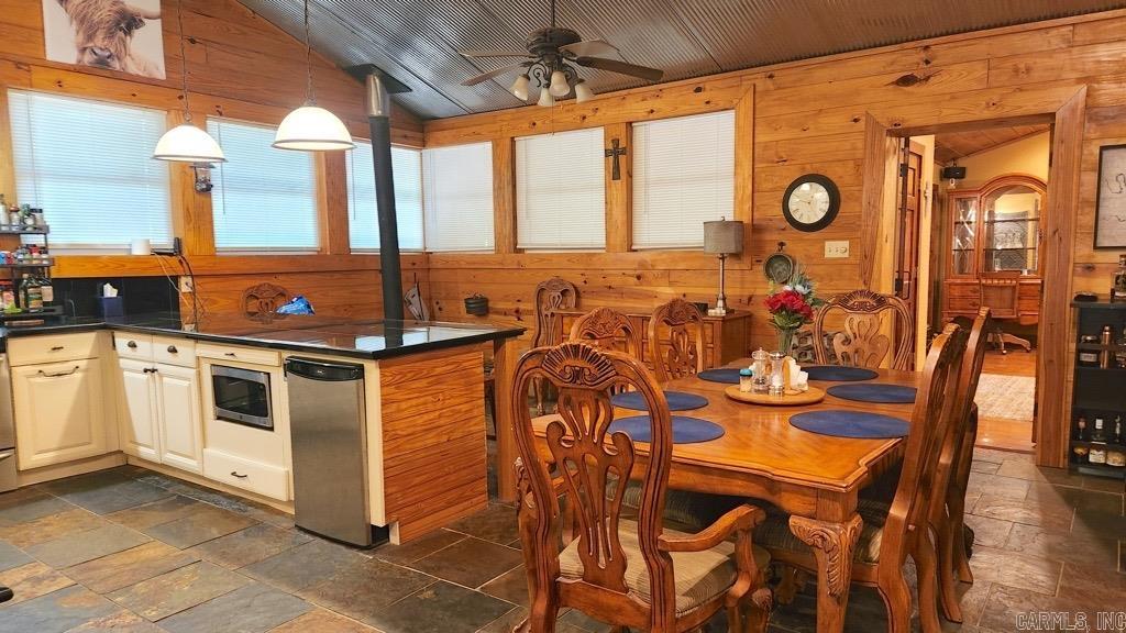 47 Uphill Trail Black Sprs., AR 71960-9999