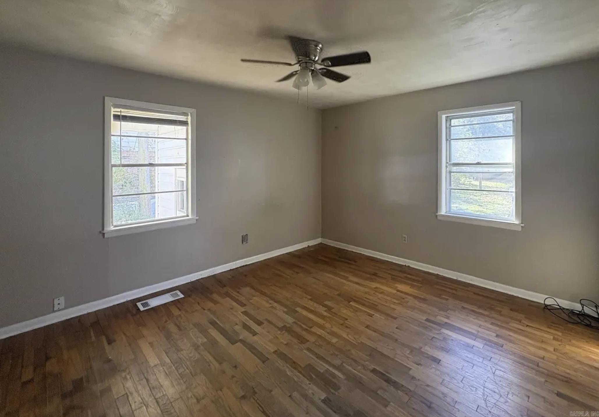 104 W Searcy  Kensett, AR