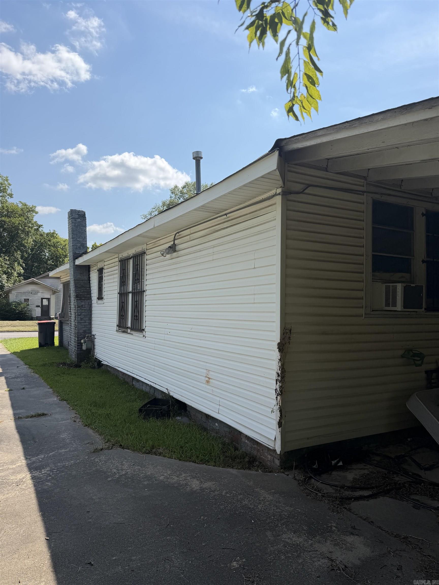 1609 W 16th  Pine Bluff, AR
